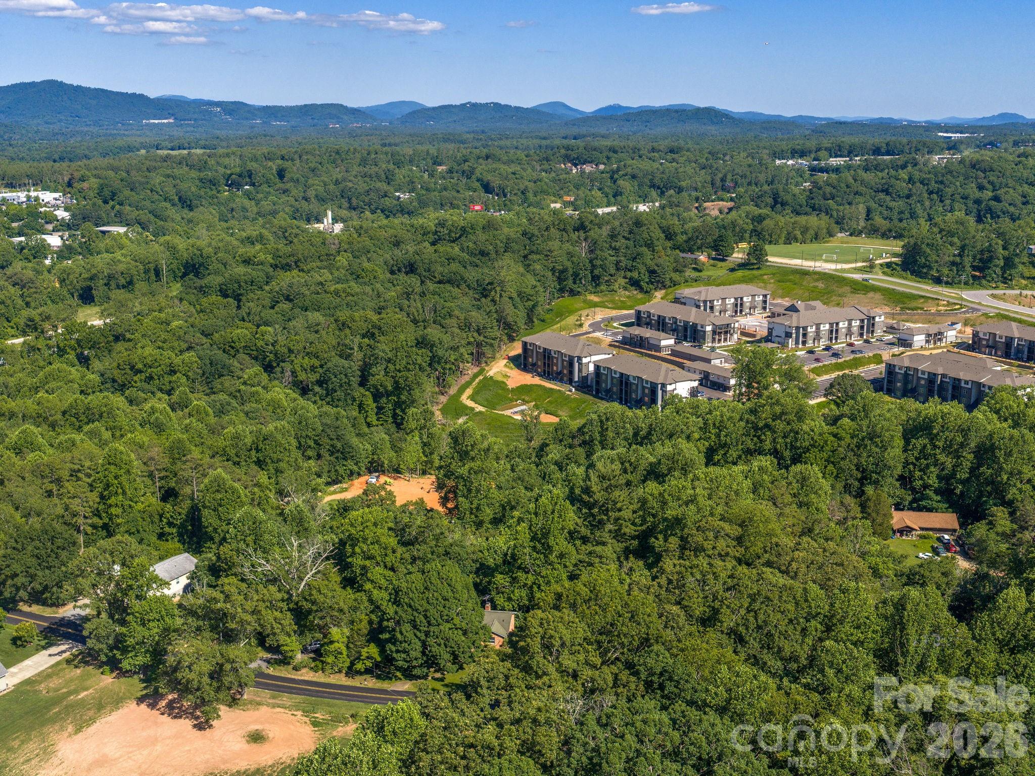 147 W Oakview Road — Asheville