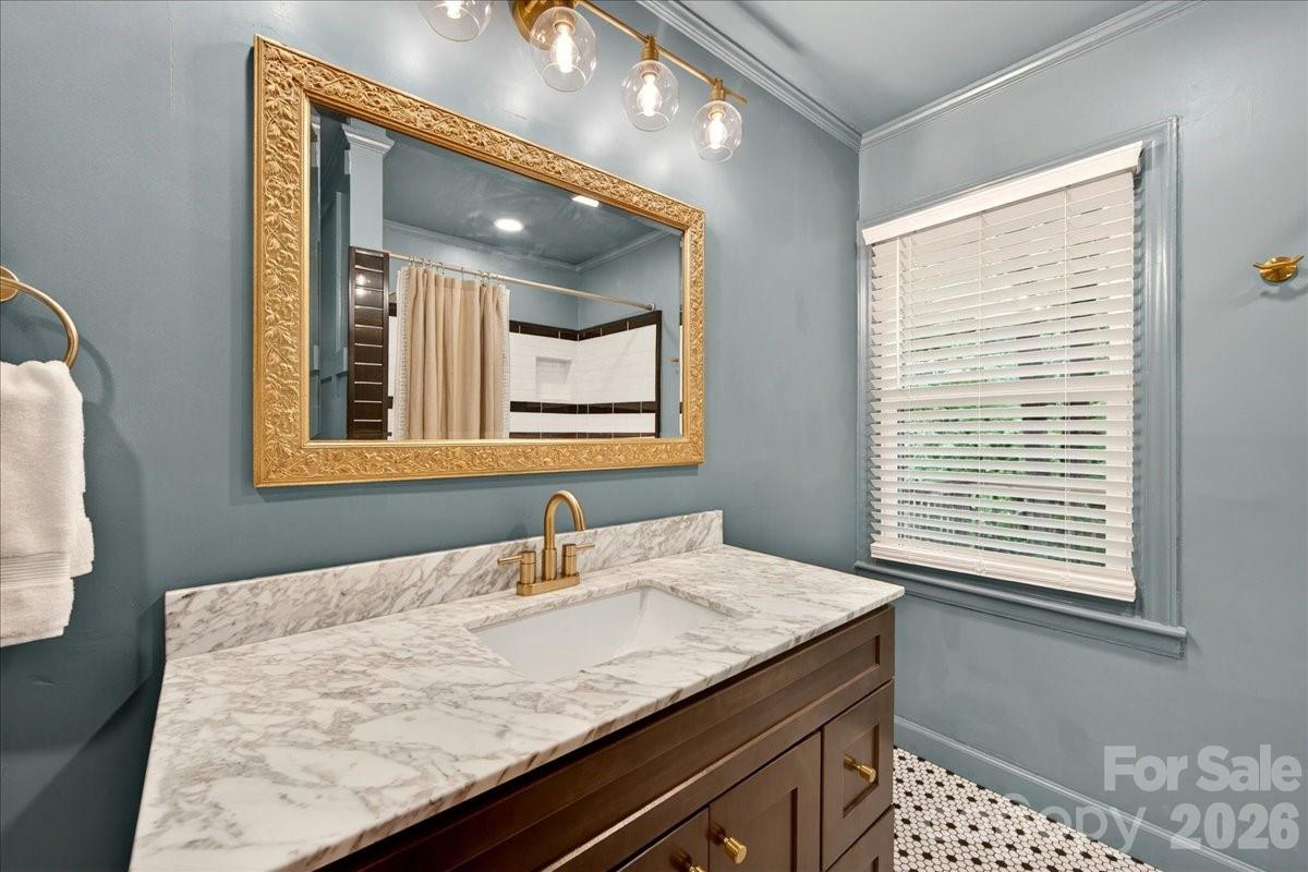5001 Rehobeth Road — Waxhaw