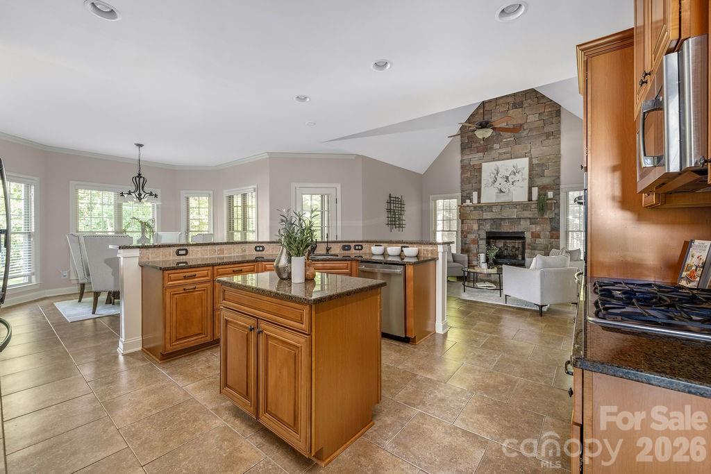 8325 Curico Lane — Charlotte