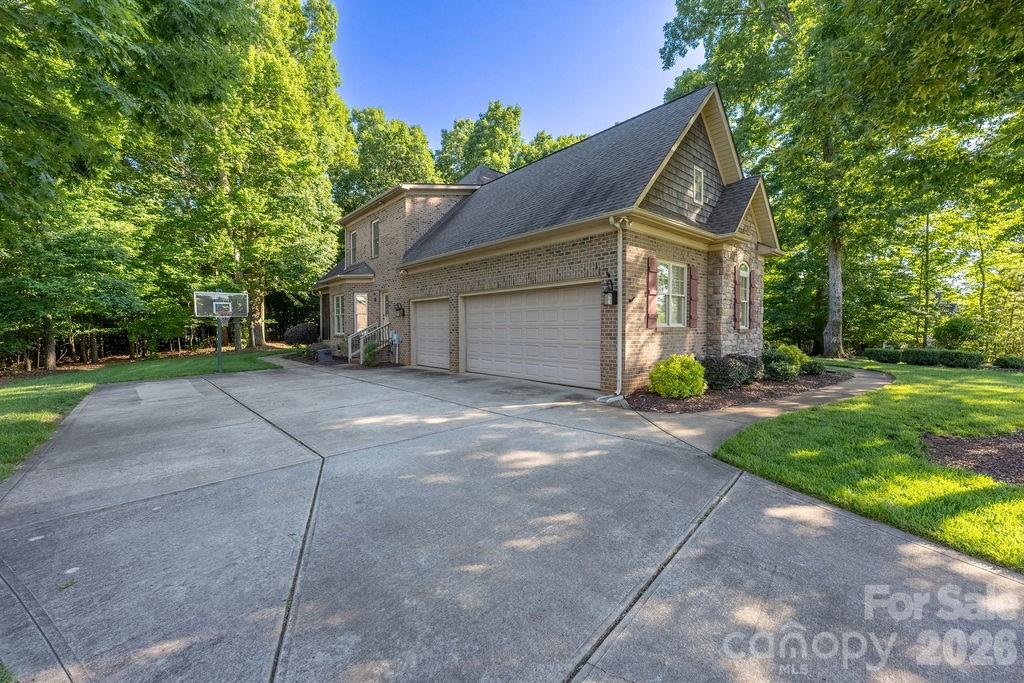 8325 Curico Lane — Charlotte