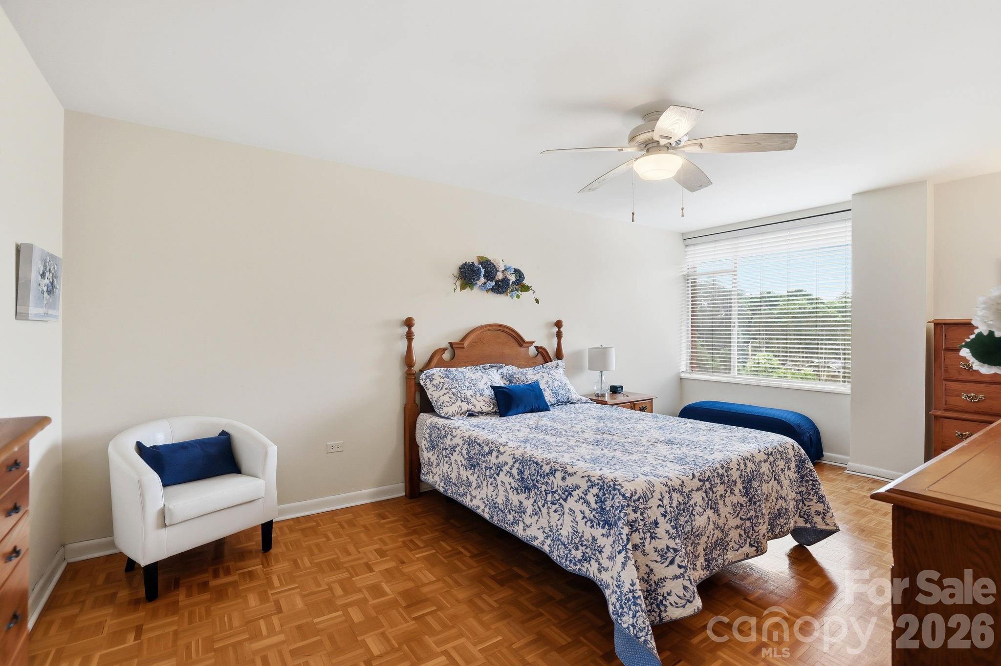 1300 Queens Road #416 — Charlotte
