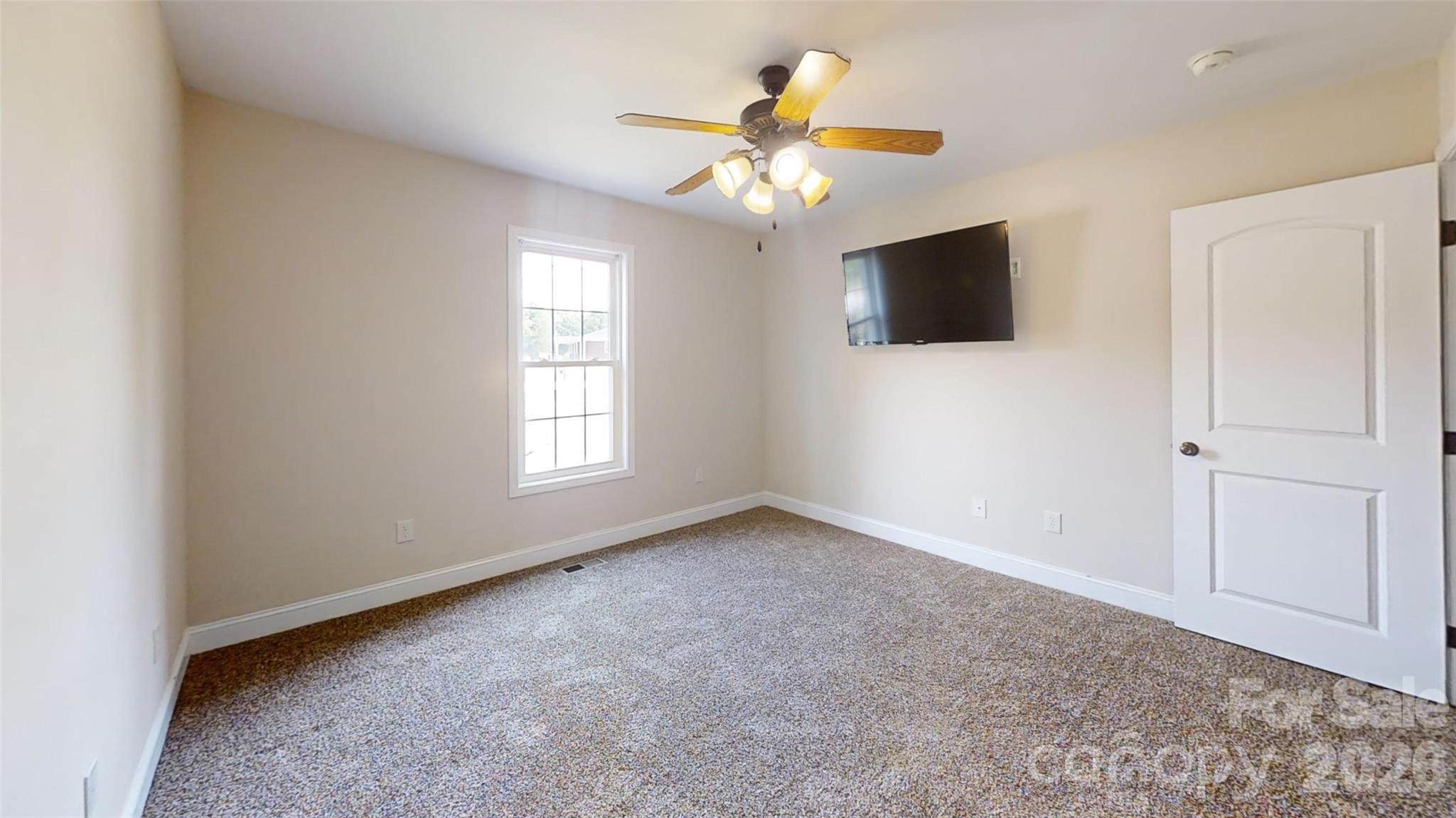 4240 Hunter Rhyne Road — Lincolnton