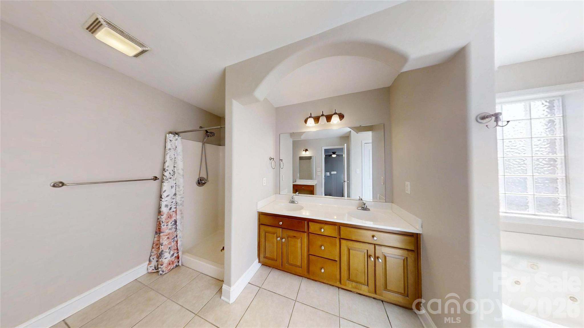 4240 Hunter Rhyne Road — Lincolnton