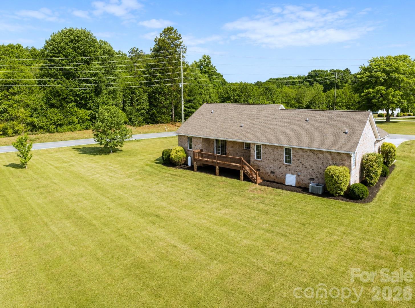 4240 Hunter Rhyne Road — Lincolnton