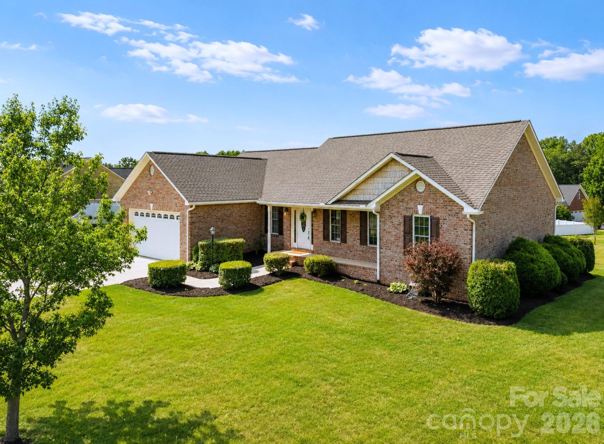 4240 Hunter Rhyne Road — Lincolnton