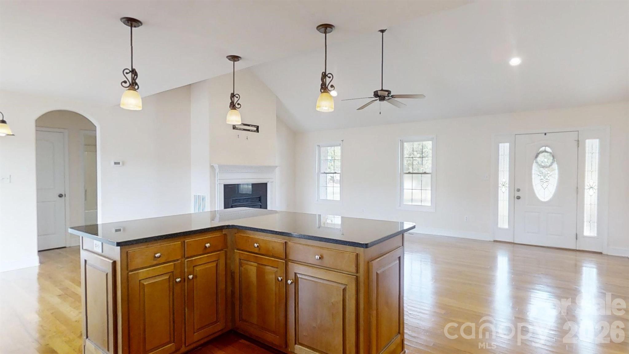 4240 Hunter Rhyne Road — Lincolnton