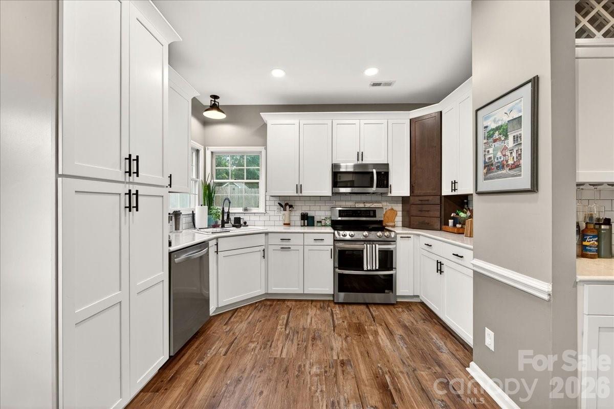 1045 Fairway Ridge Road NW — Concord