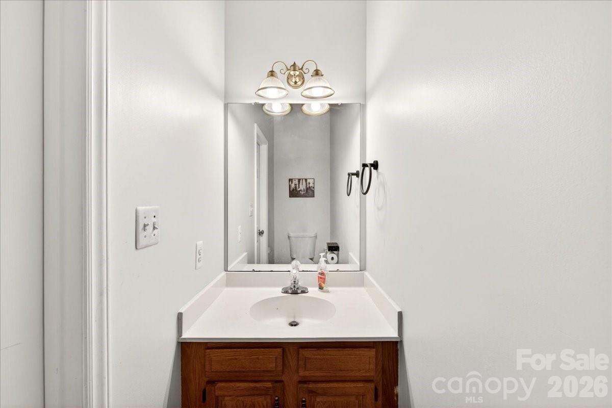 1045 Fairway Ridge Road NW — Concord