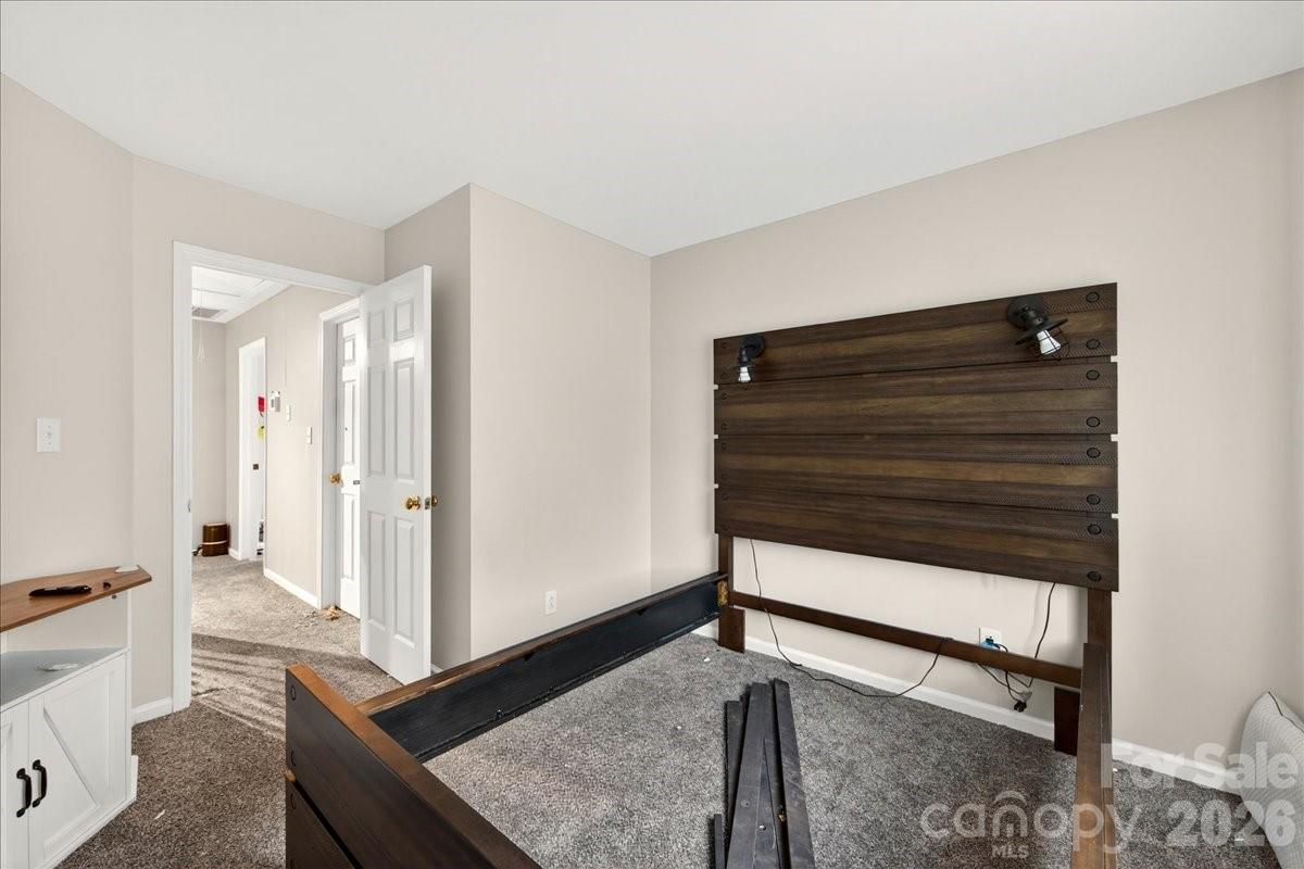 1045 Fairway Ridge Road NW — Concord