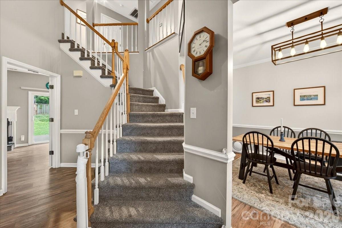 1045 Fairway Ridge Road NW — Concord