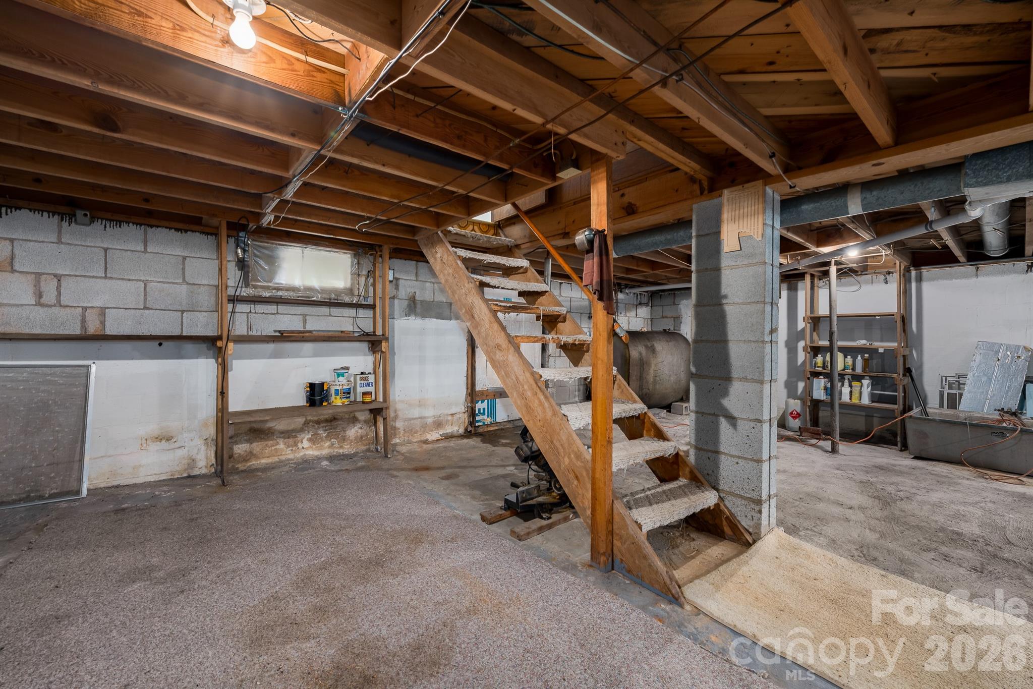 302 Sprinkle Branch Road — Marshall