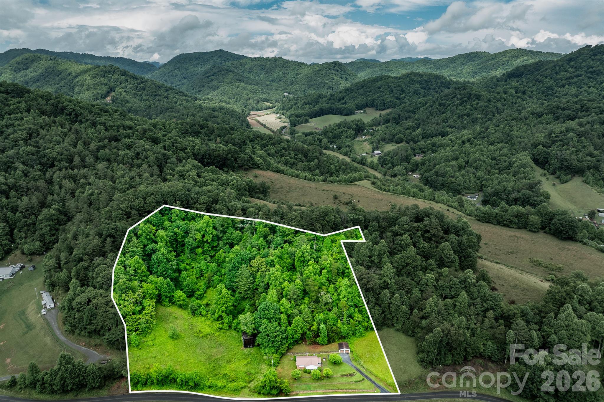 302 Sprinkle Branch Road — Marshall