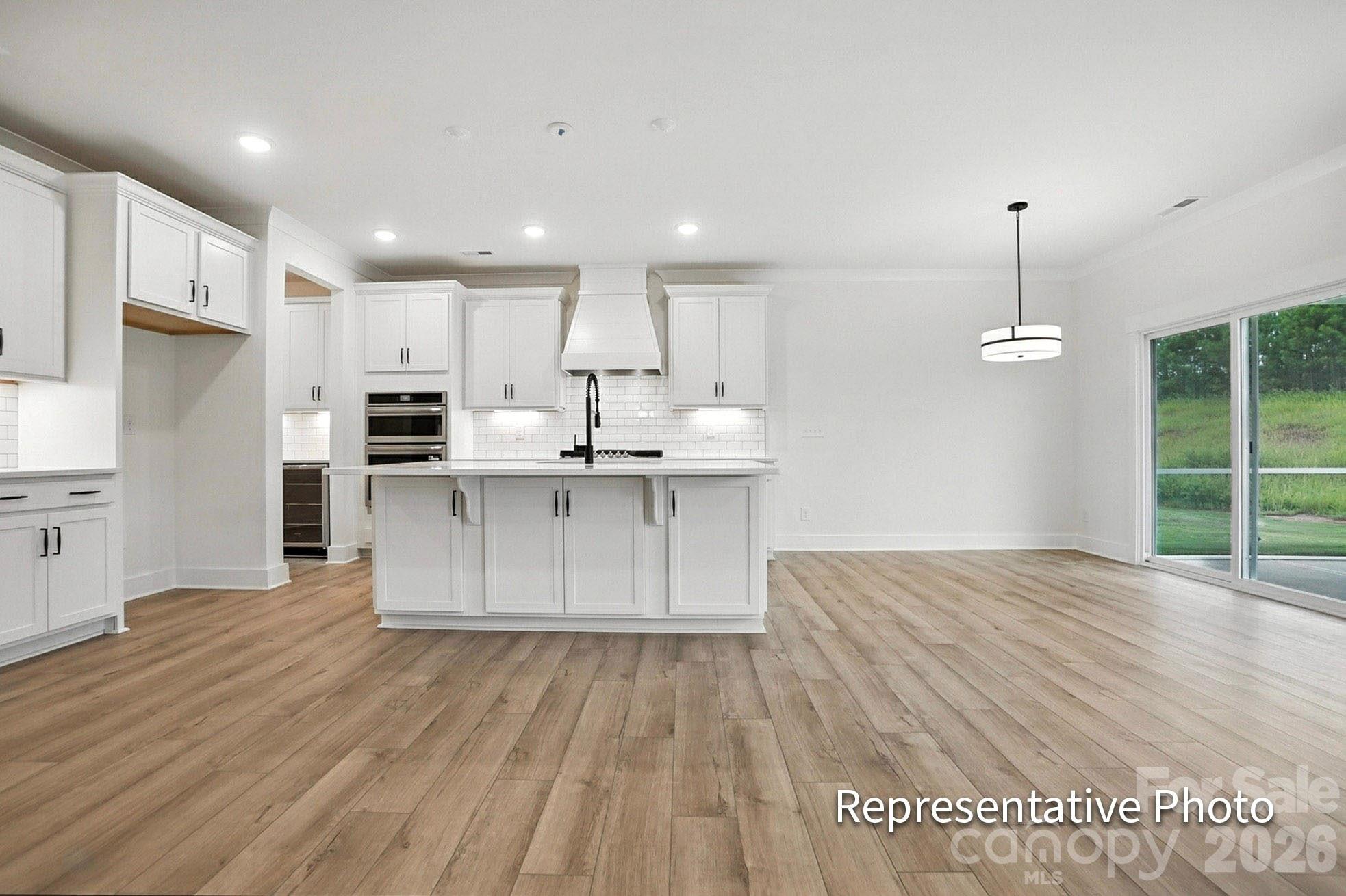 6116 New River Drive — Huntersville