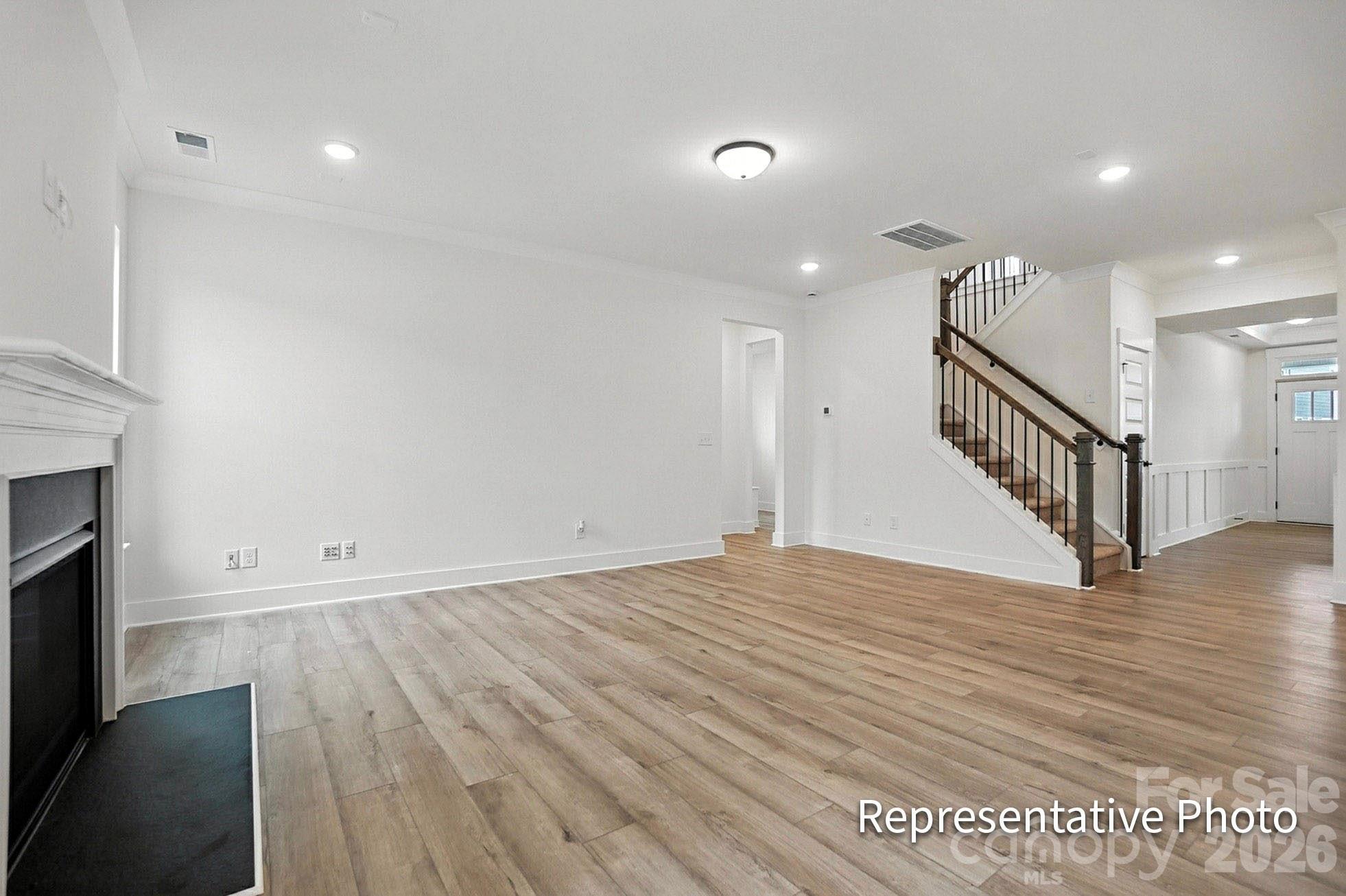 6116 New River Drive — Huntersville