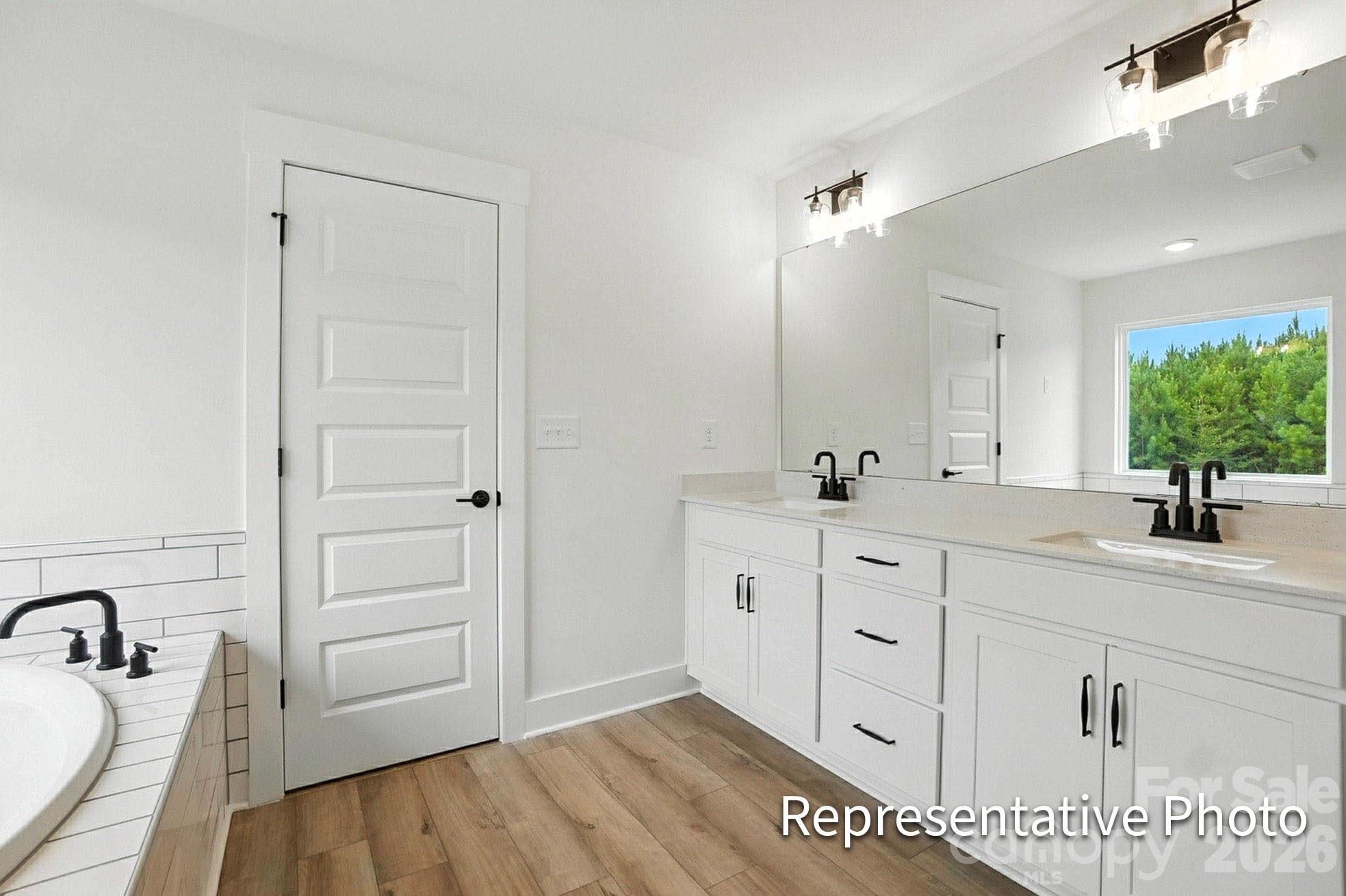 6116 New River Drive — Huntersville
