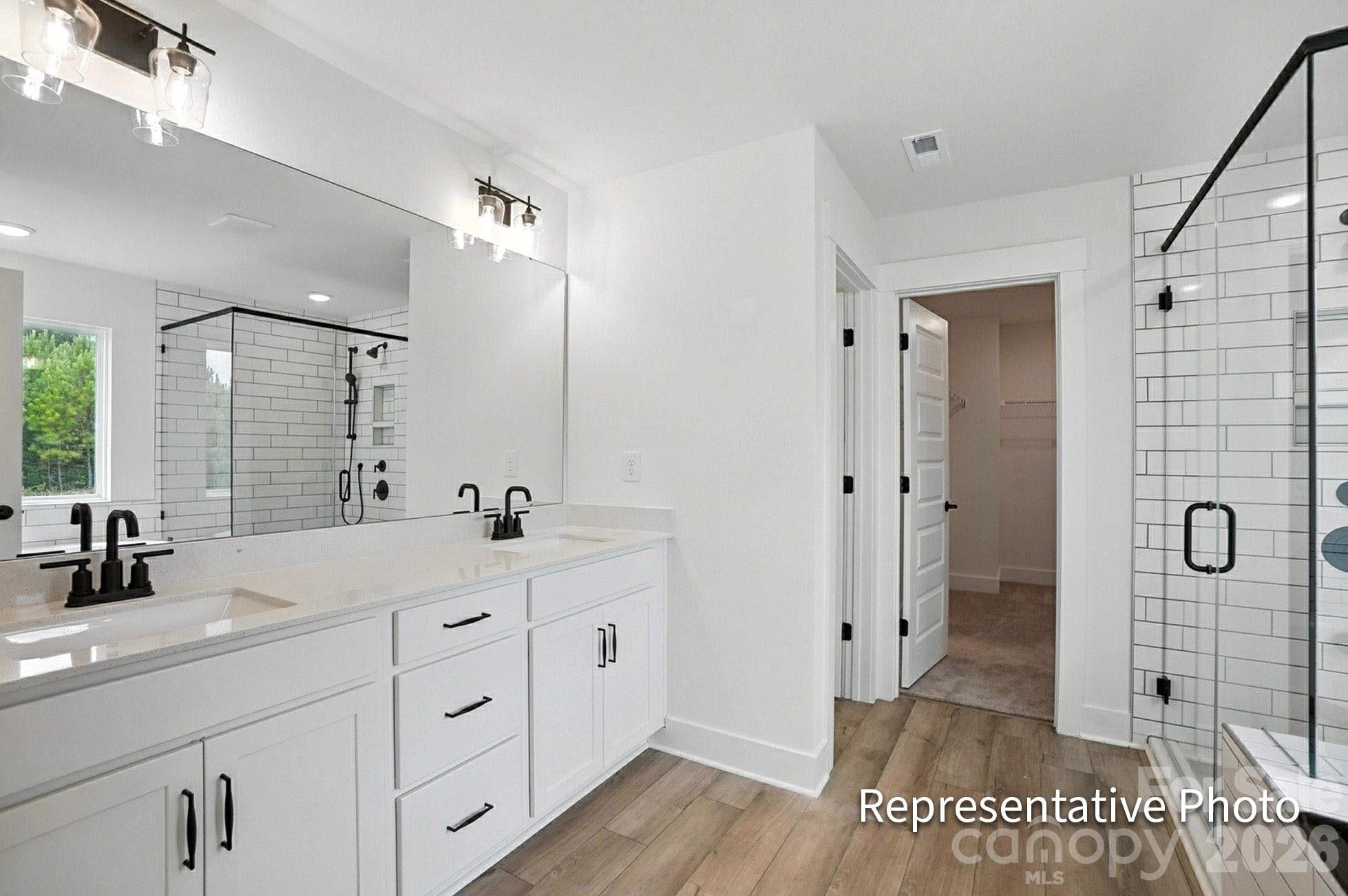 6116 New River Drive — Huntersville