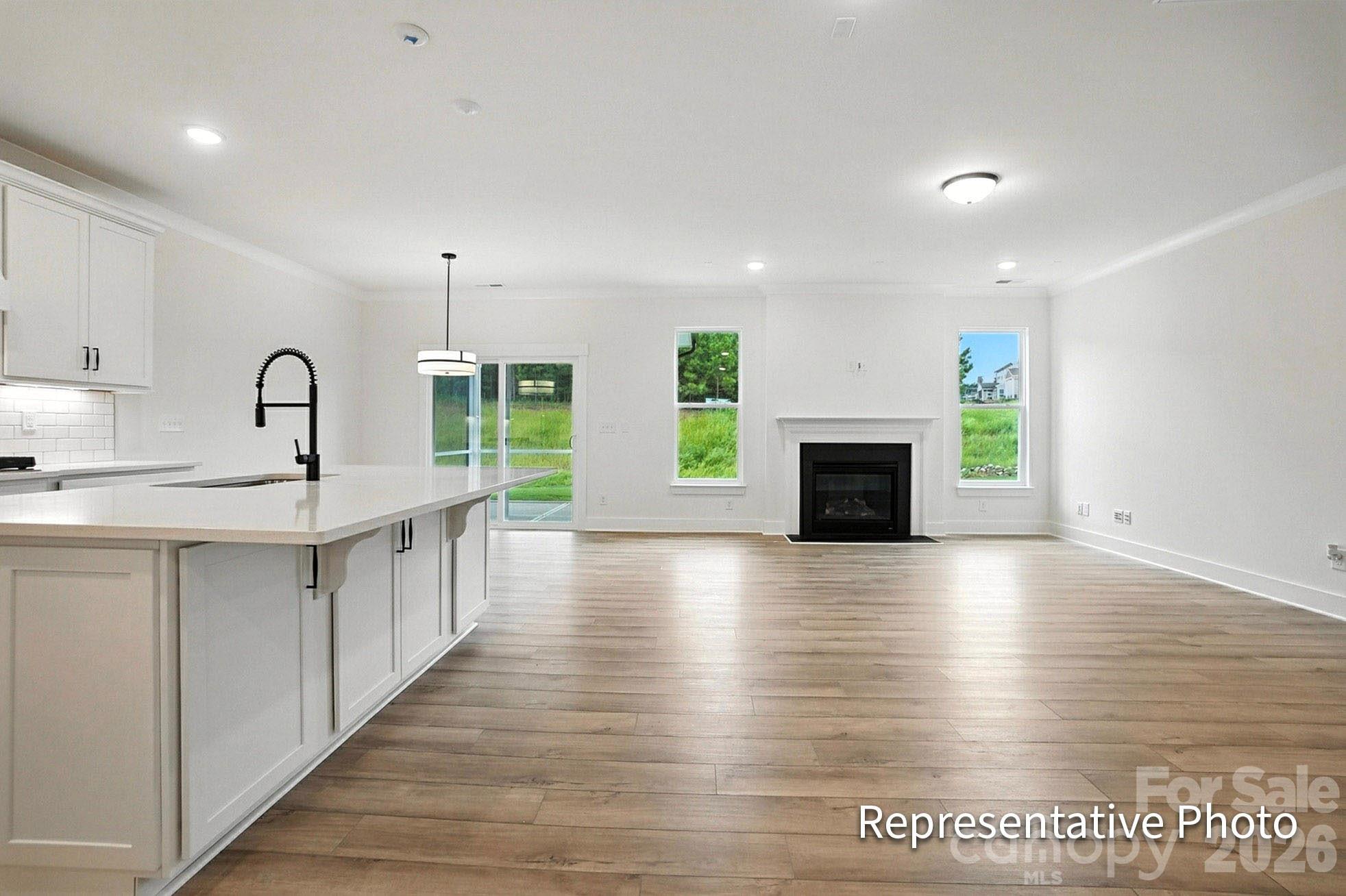 6116 New River Drive — Huntersville