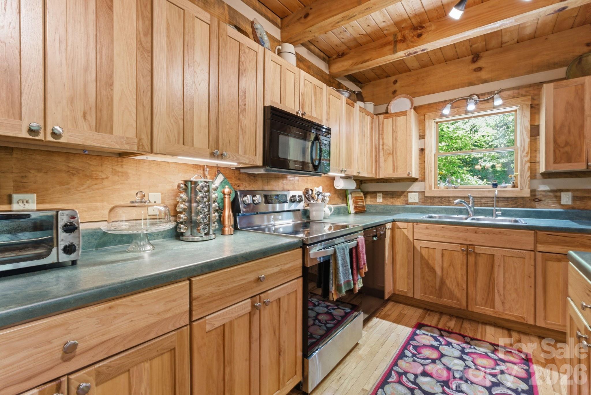 311 Copper Spur Drive — Maggie Valley