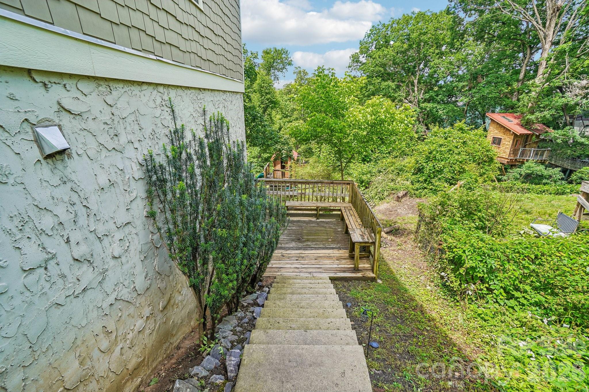 25 Houston Street — Asheville