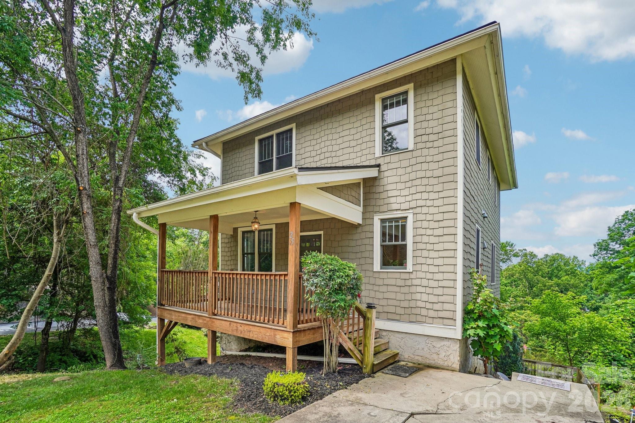 25 Houston Street — Asheville