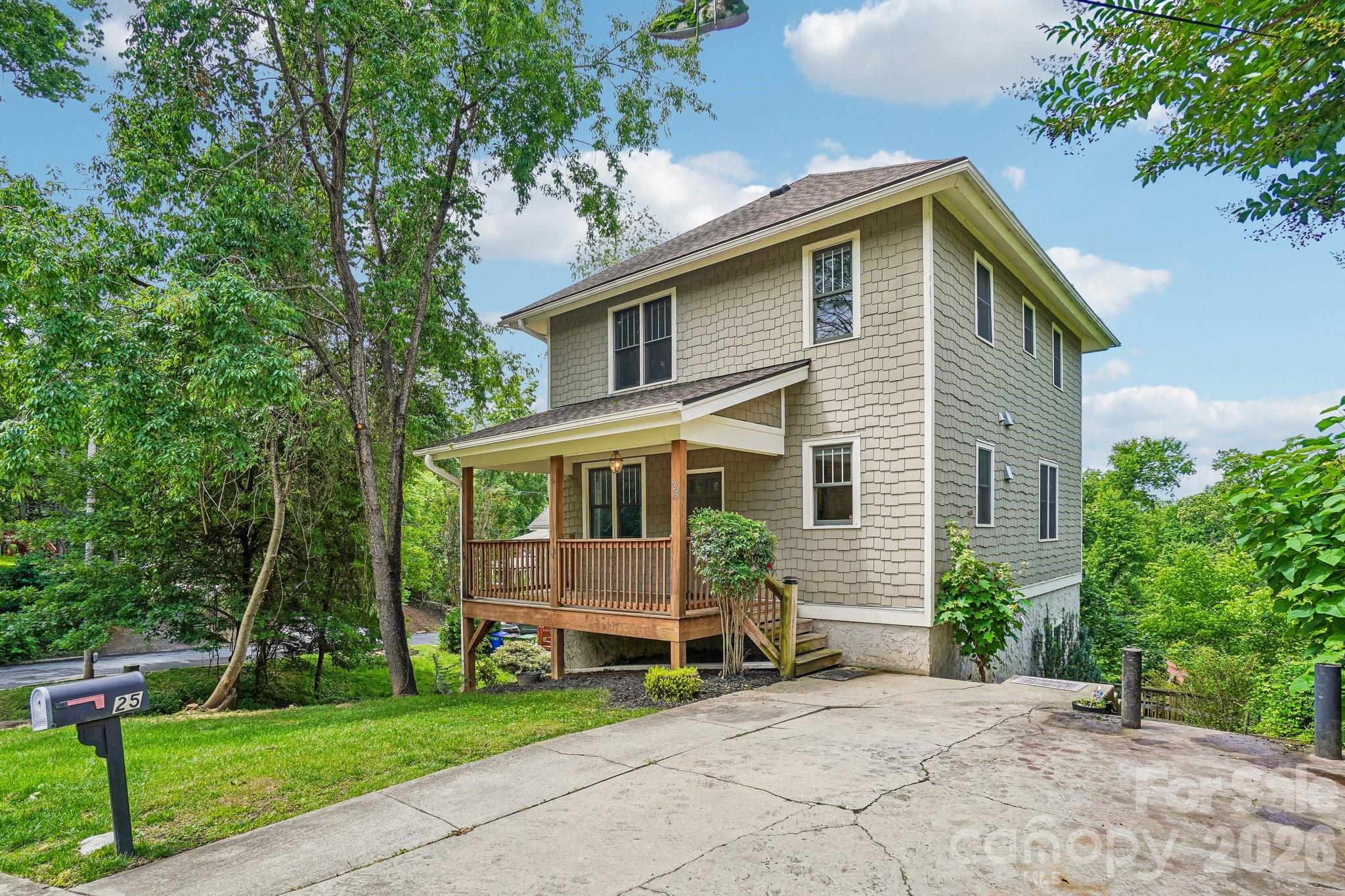 25 Houston Street — Asheville