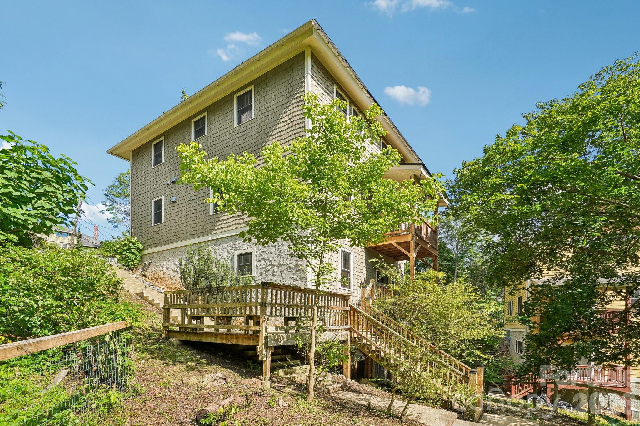 25 Houston Street — Asheville