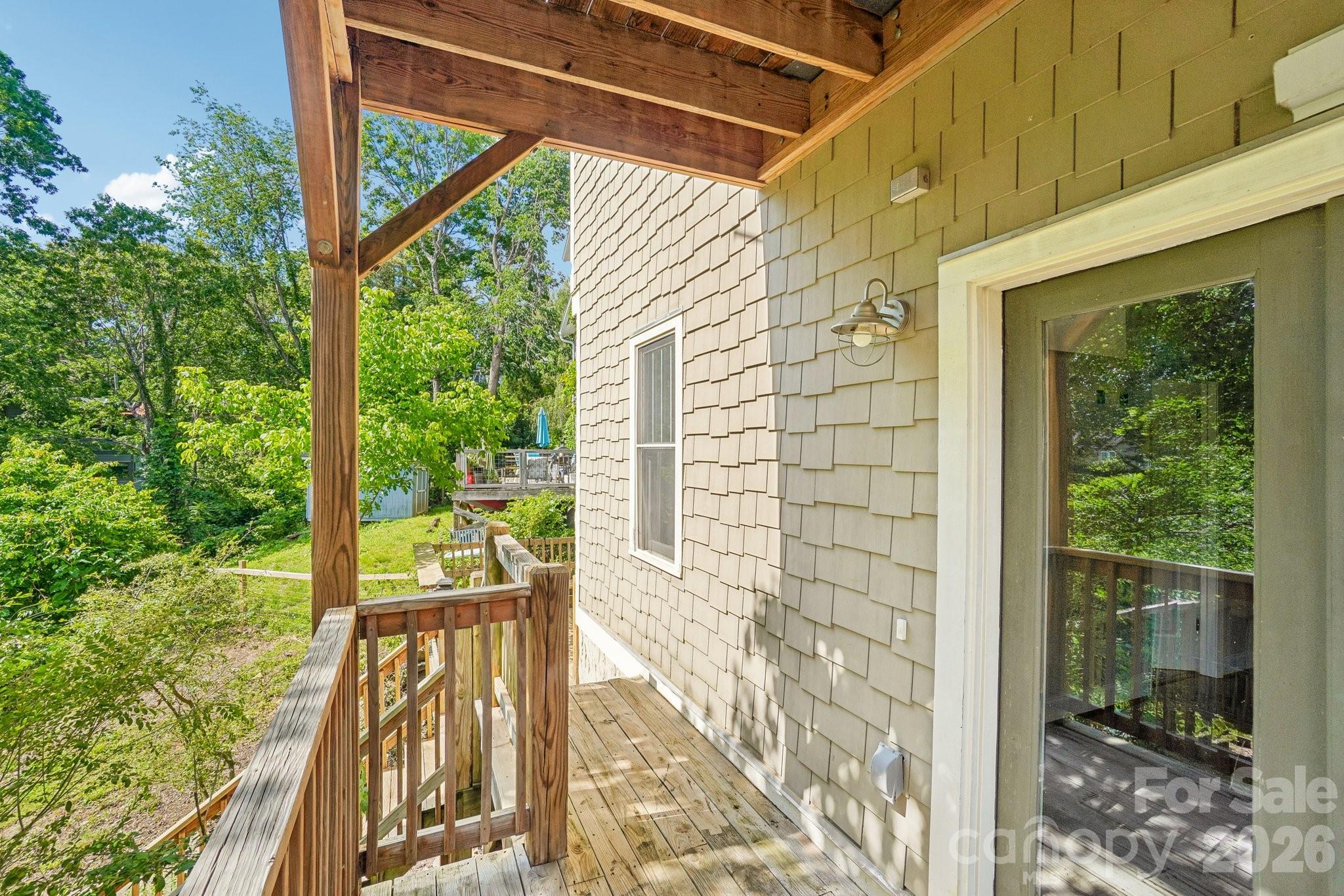 25 Houston Street — Asheville