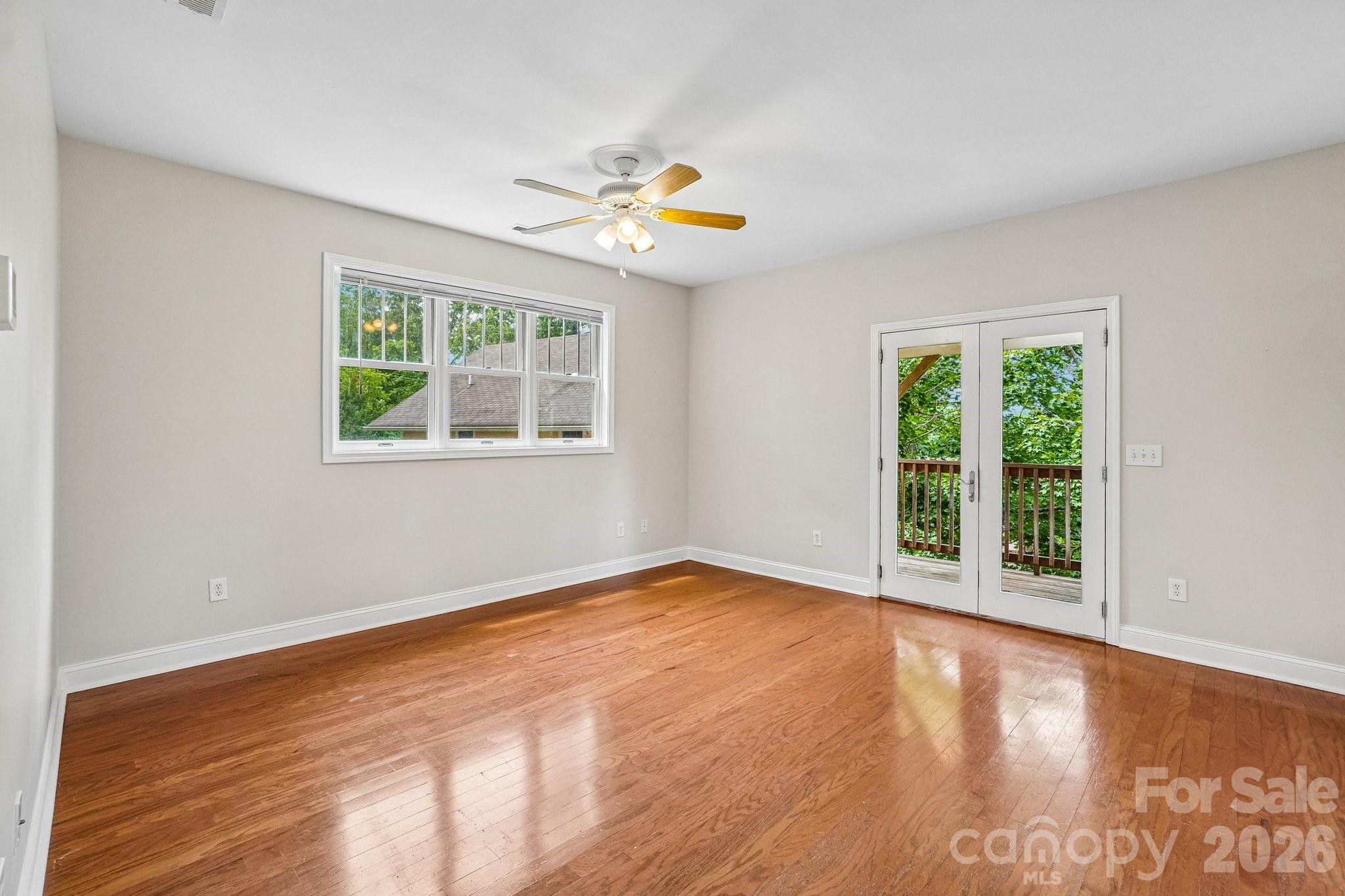 25 Houston Street — Asheville