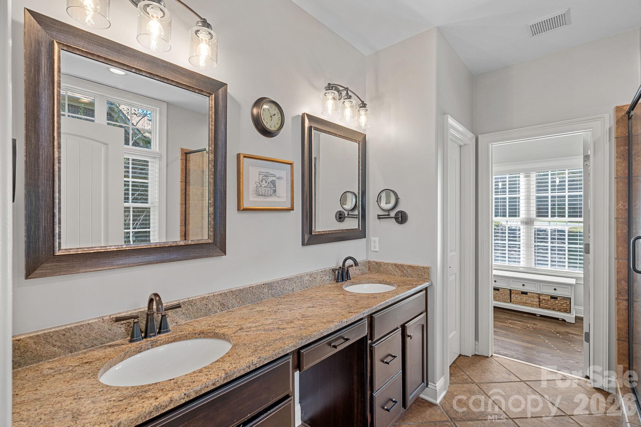 7809 Oak Haven Lane — Stanley