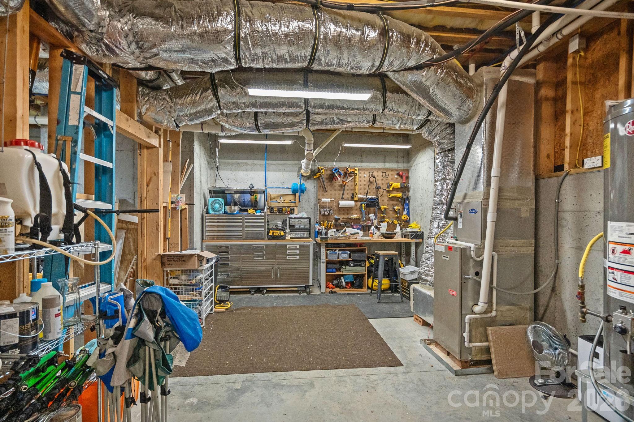 7809 Oak Haven Lane — Stanley
