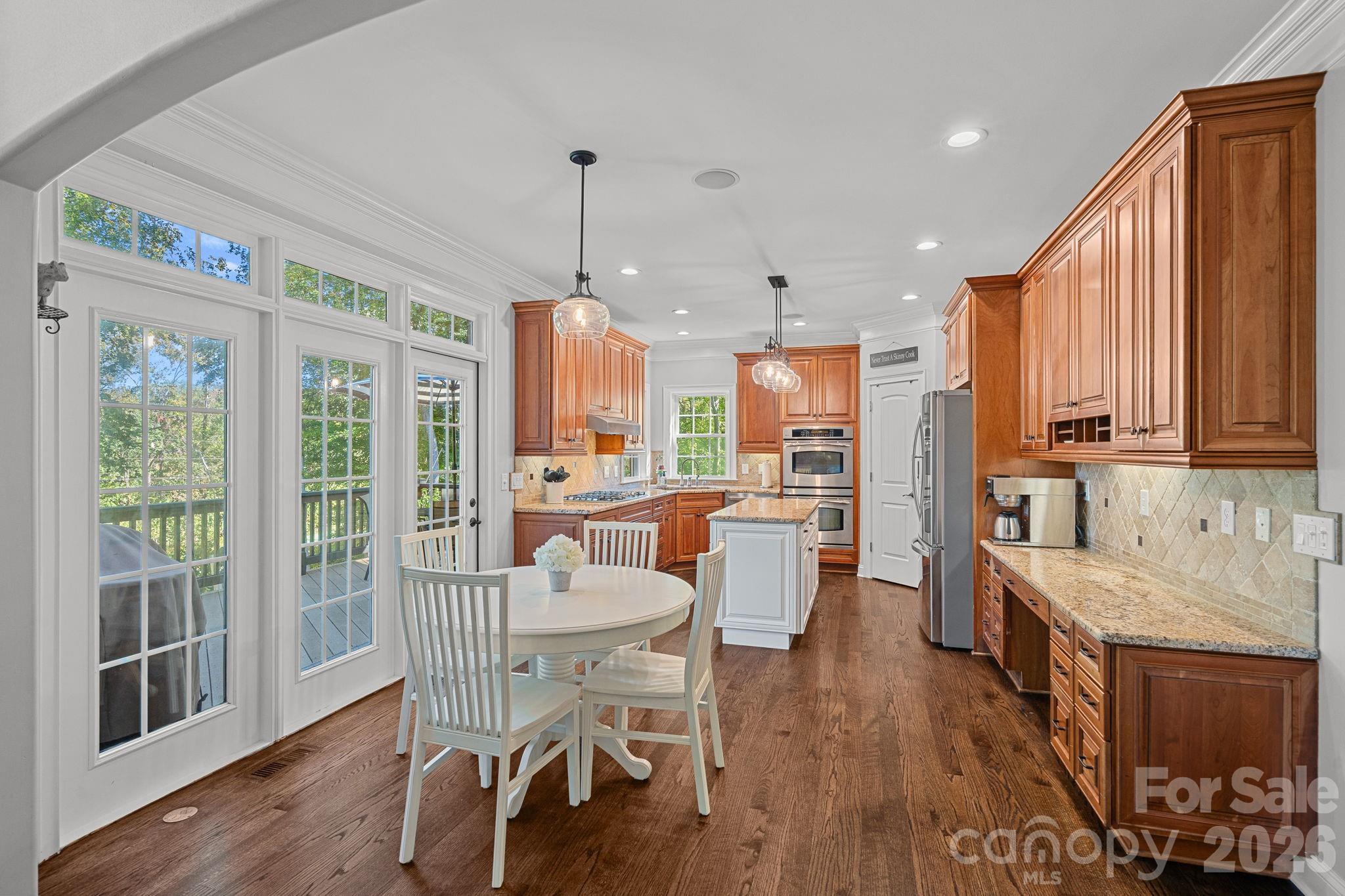 7809 Oak Haven Lane — Stanley