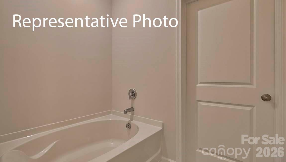 6519 Barcelona Way — Charlotte