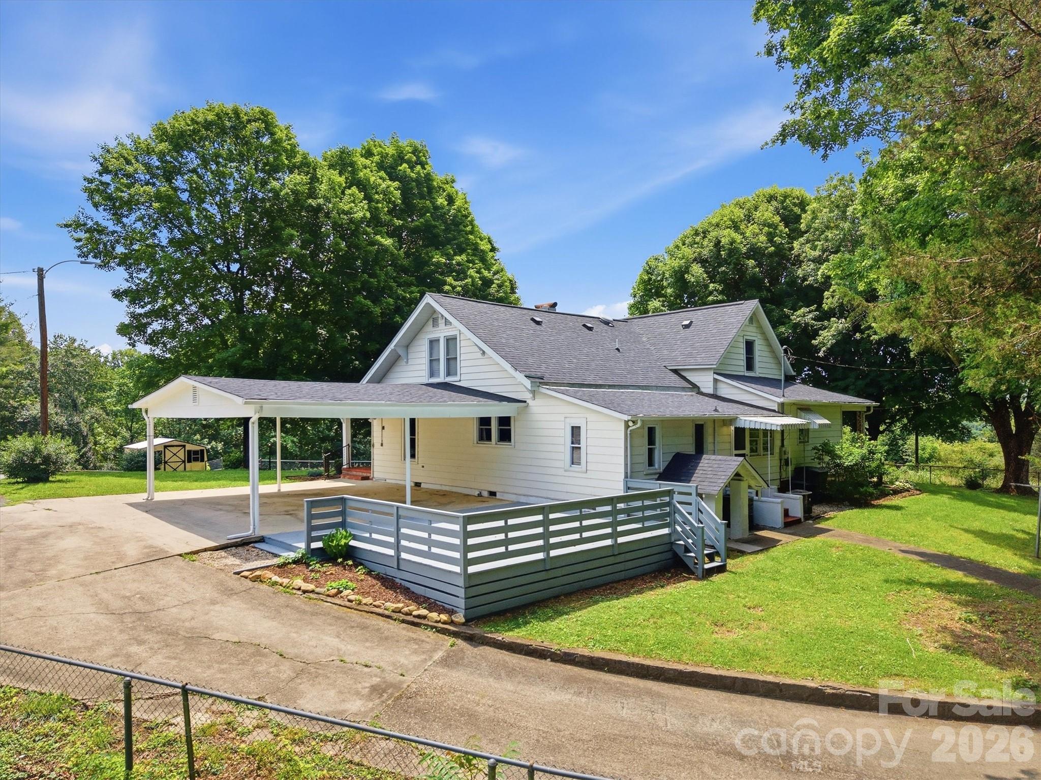109 Kincaid Hill Drive — Lenoir