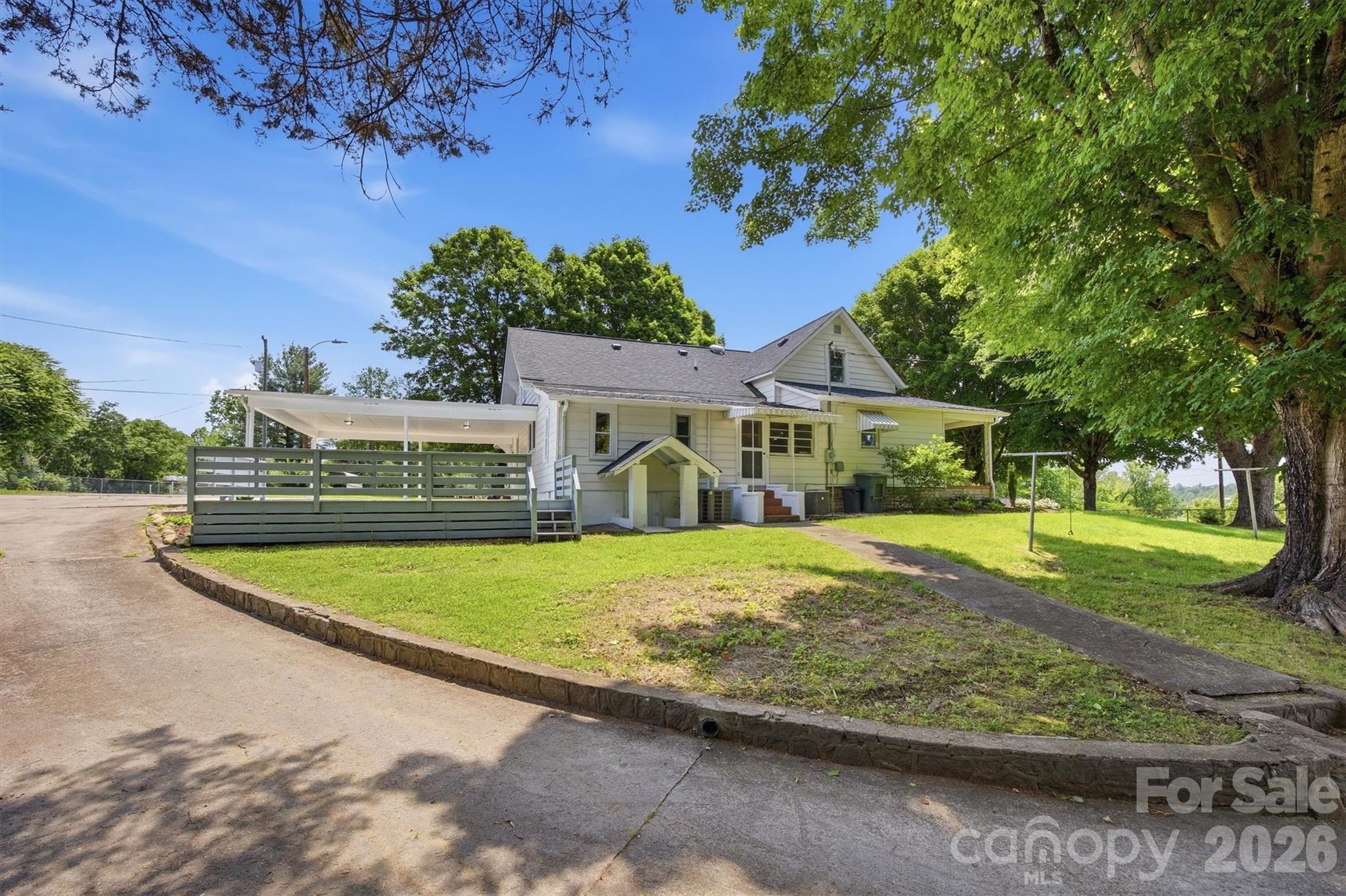109 Kincaid Hill Drive — Lenoir