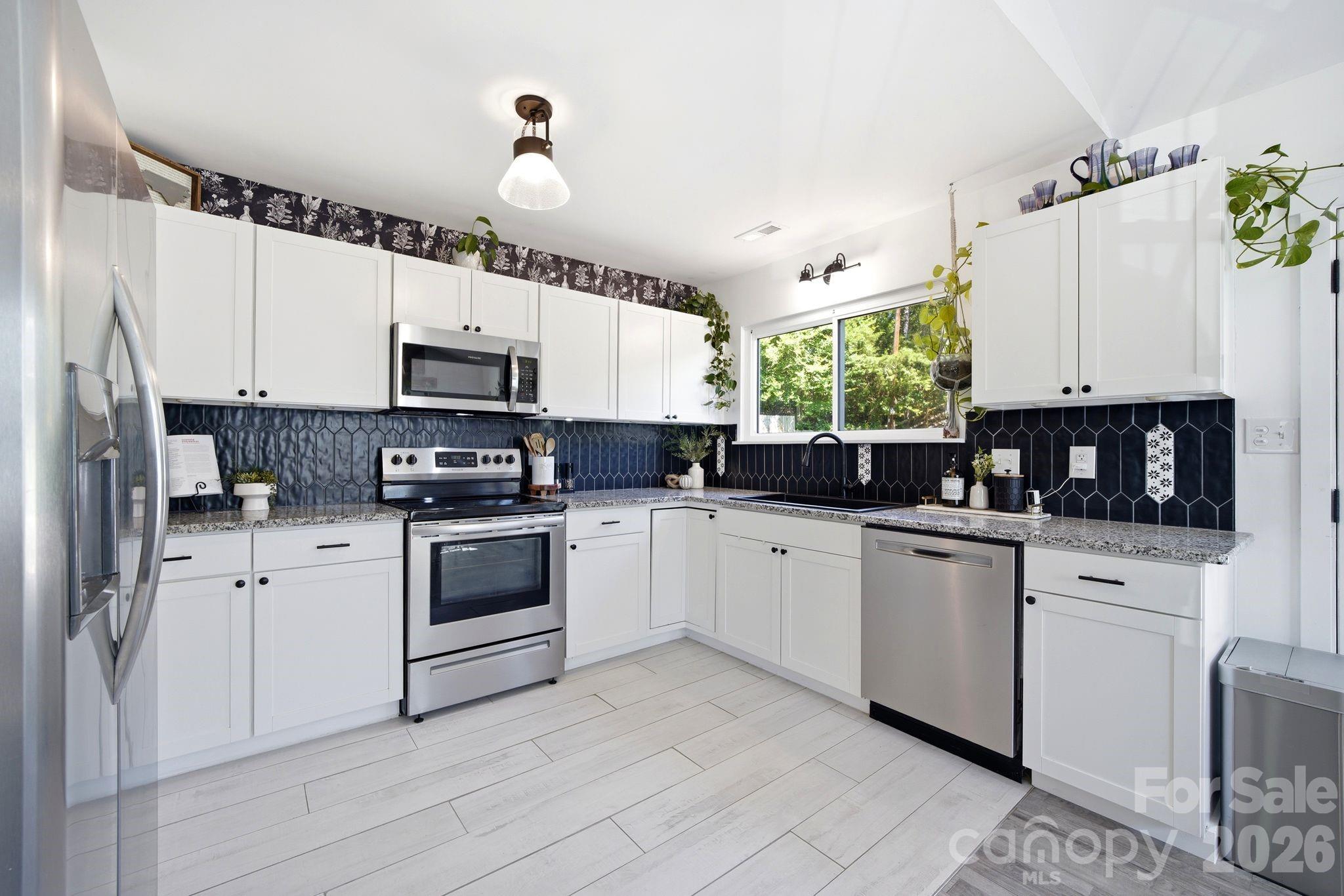 14023 Eden Court — Pineville