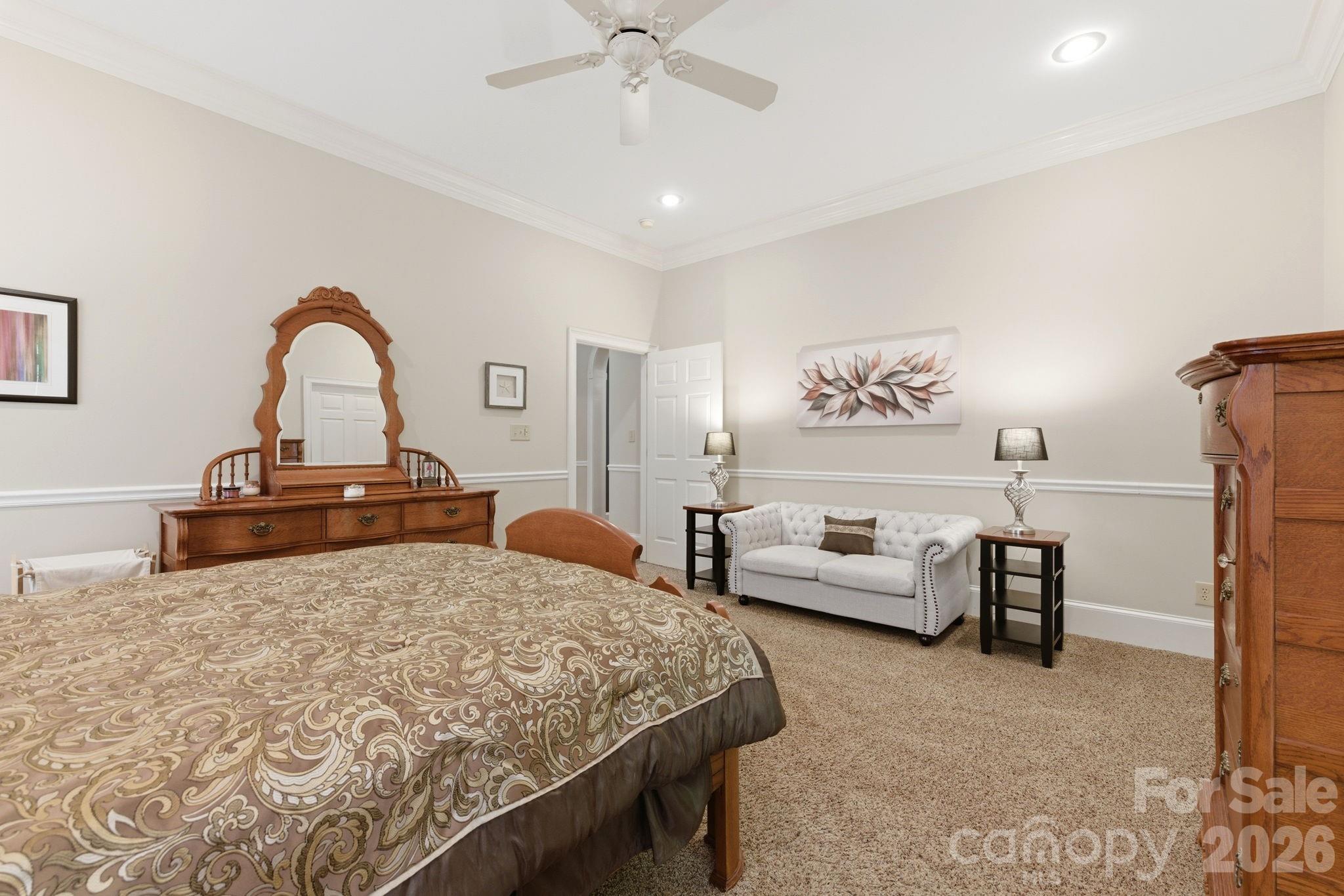 1705 29th Avenue Place NE — Hickory