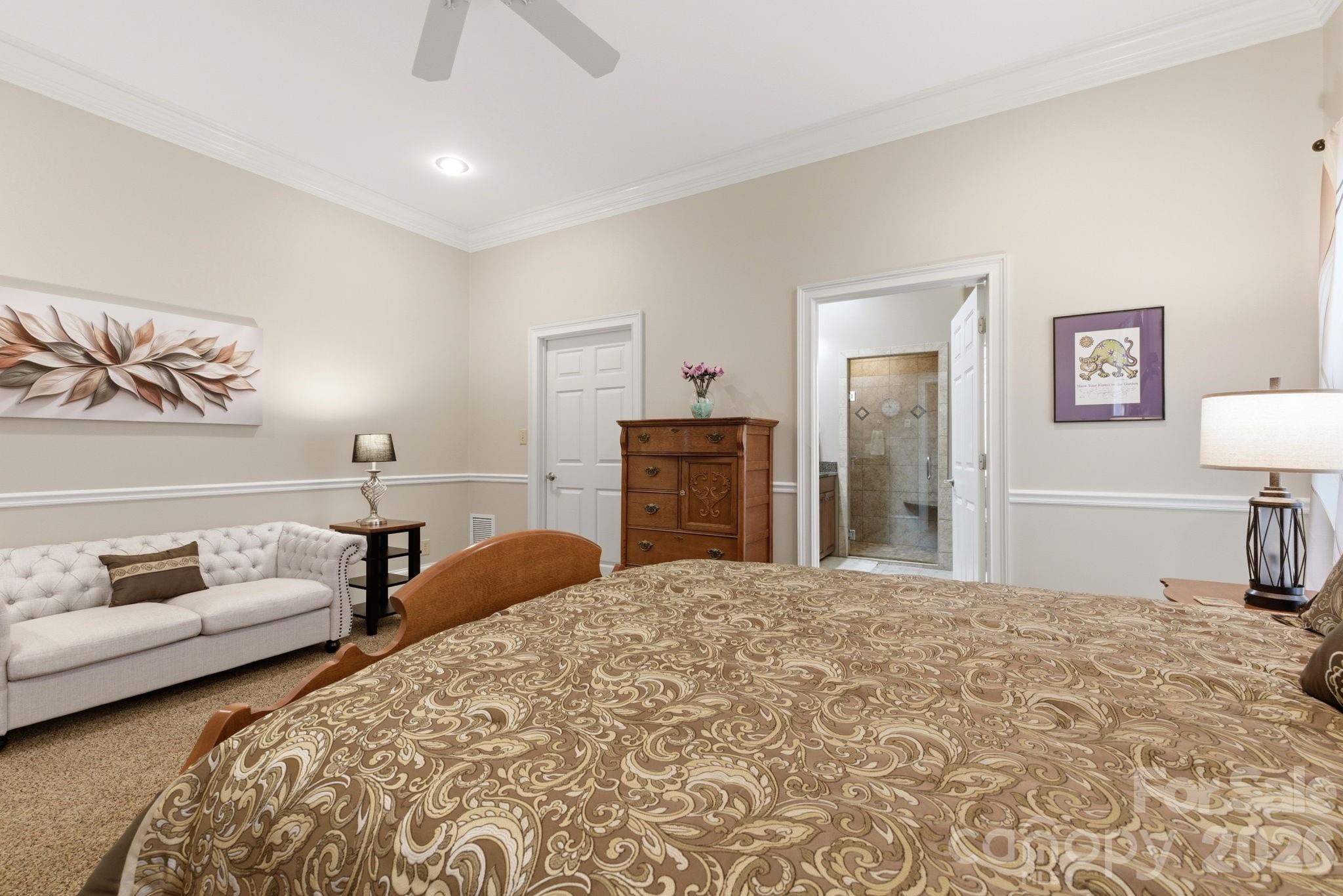 1705 29th Avenue Place NE — Hickory