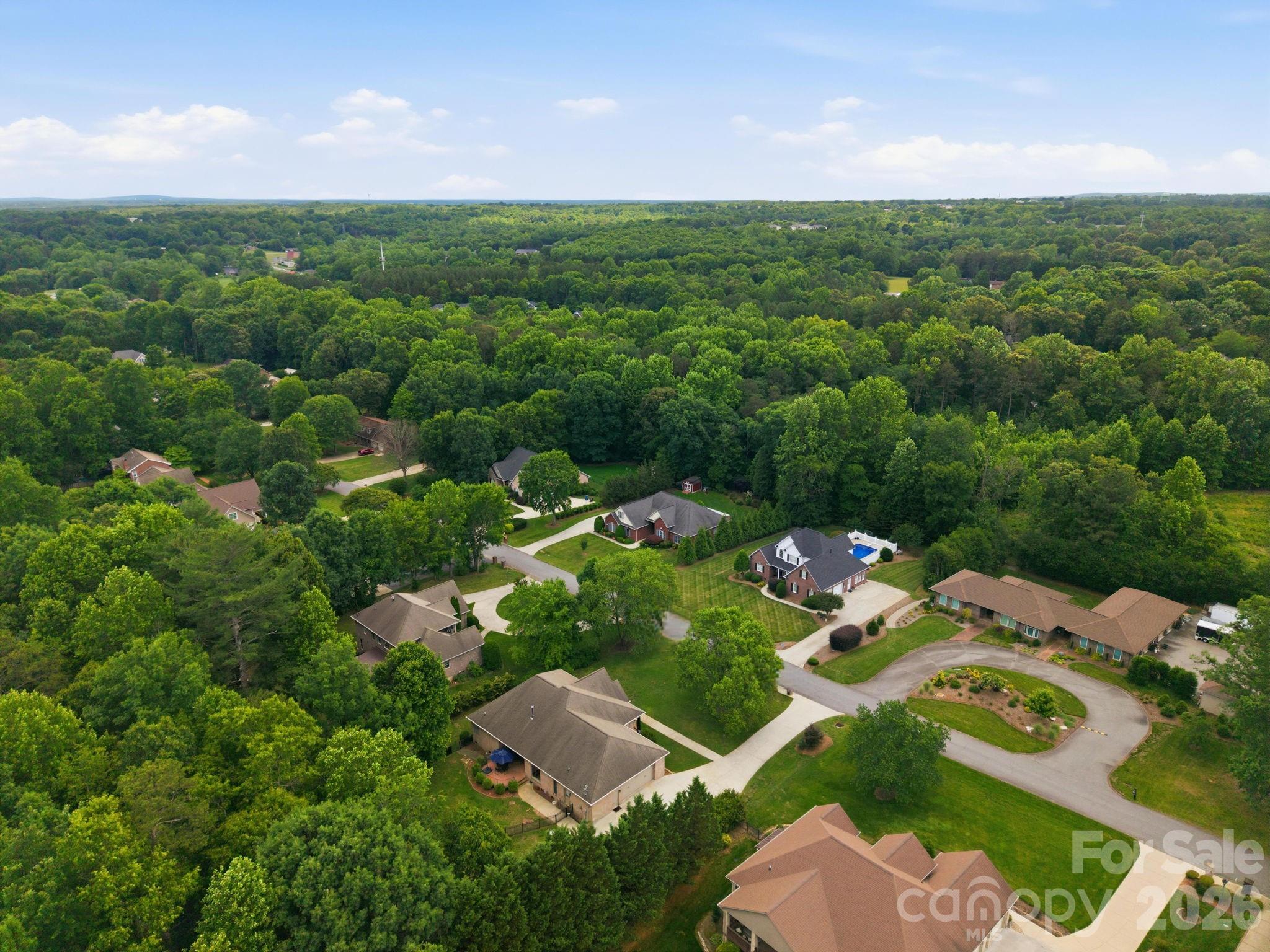 1705 29th Avenue Place NE — Hickory