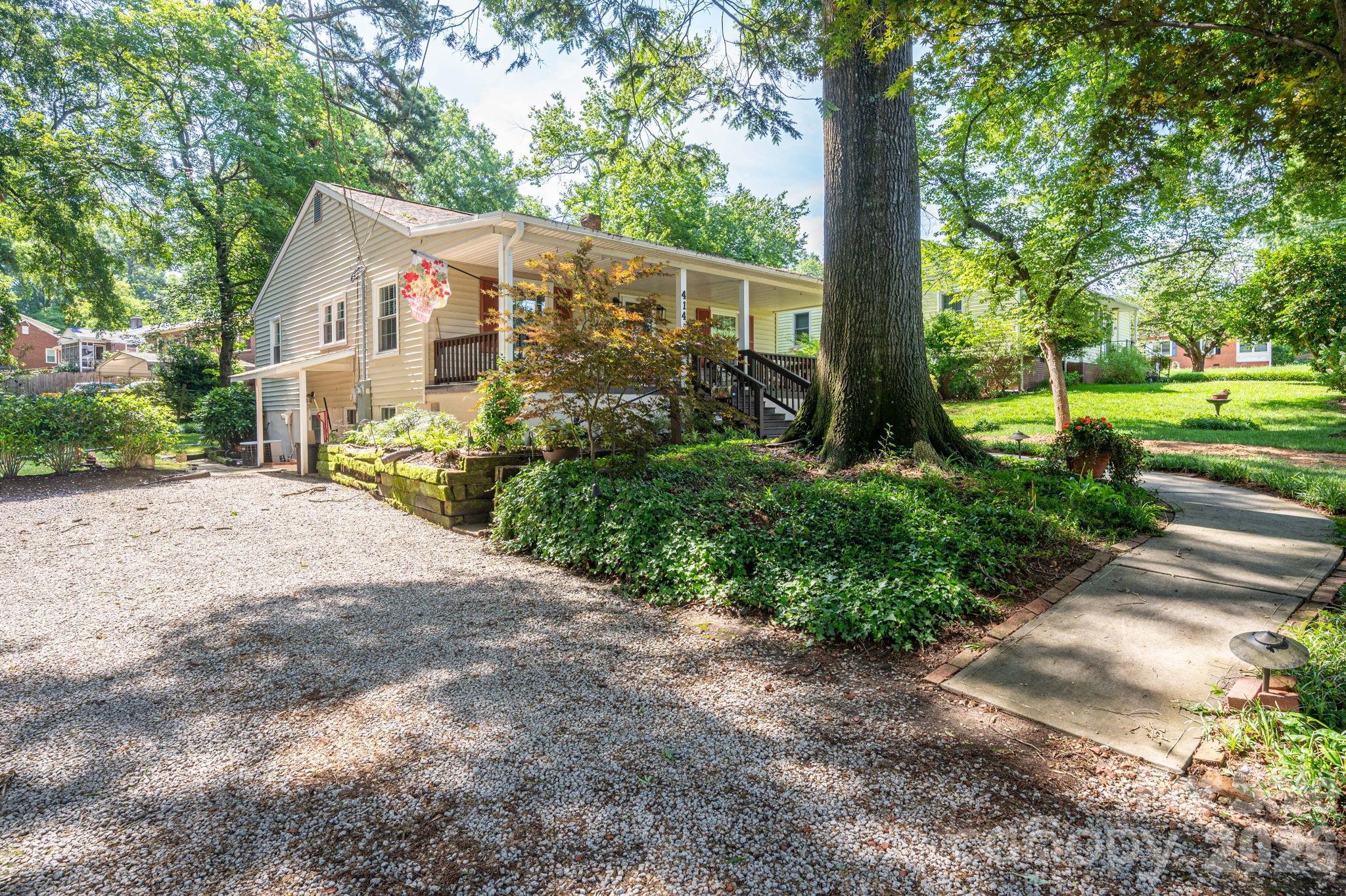 414 Elizabeth Street — Gastonia