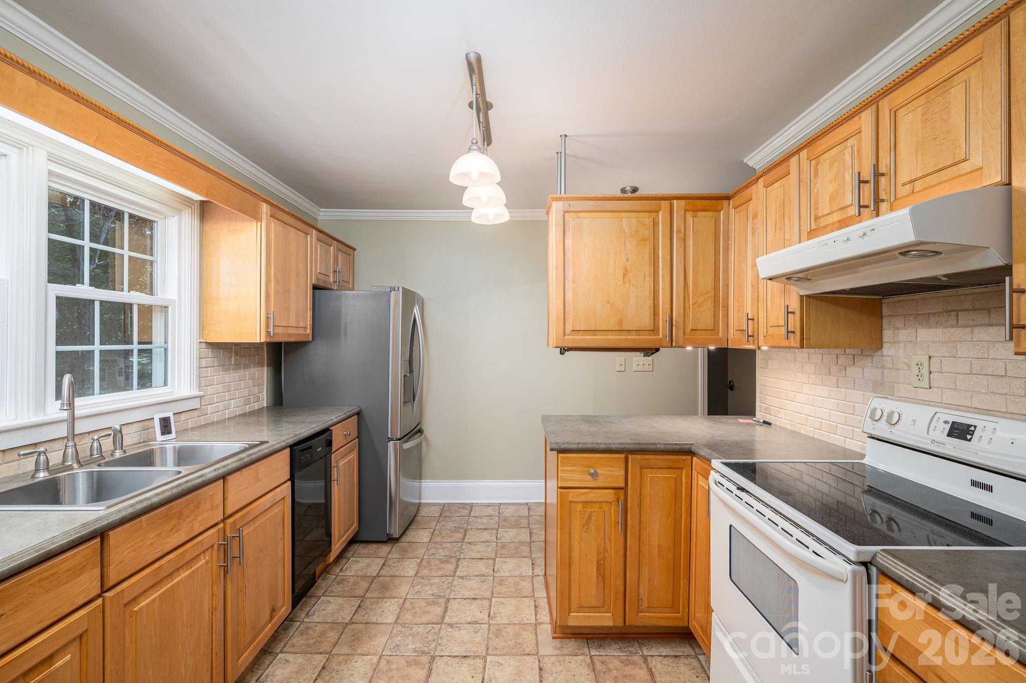 414 Elizabeth Street — Gastonia