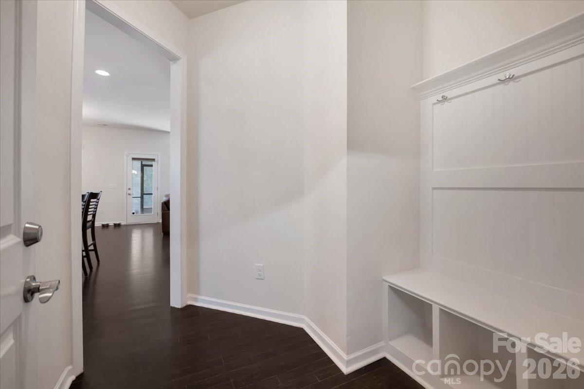 5122 Mount Clare Lane — Charlotte