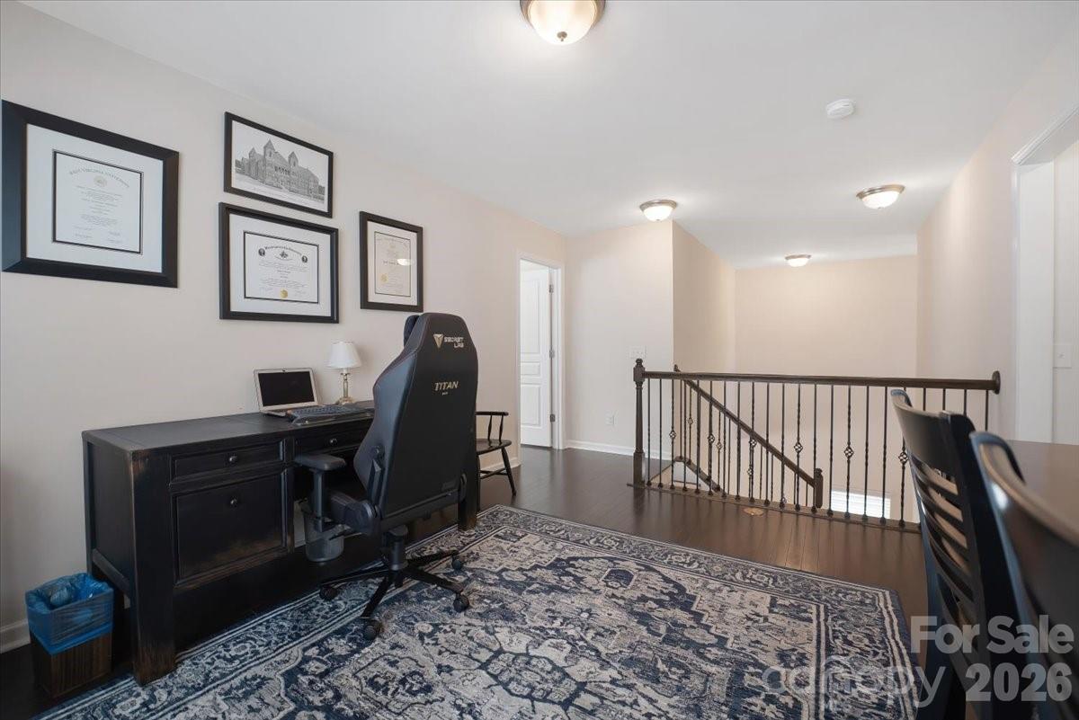 5122 Mount Clare Lane — Charlotte