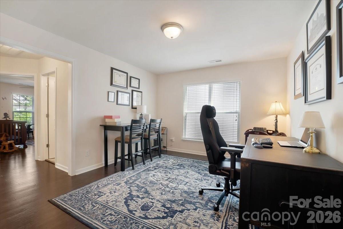 5122 Mount Clare Lane — Charlotte