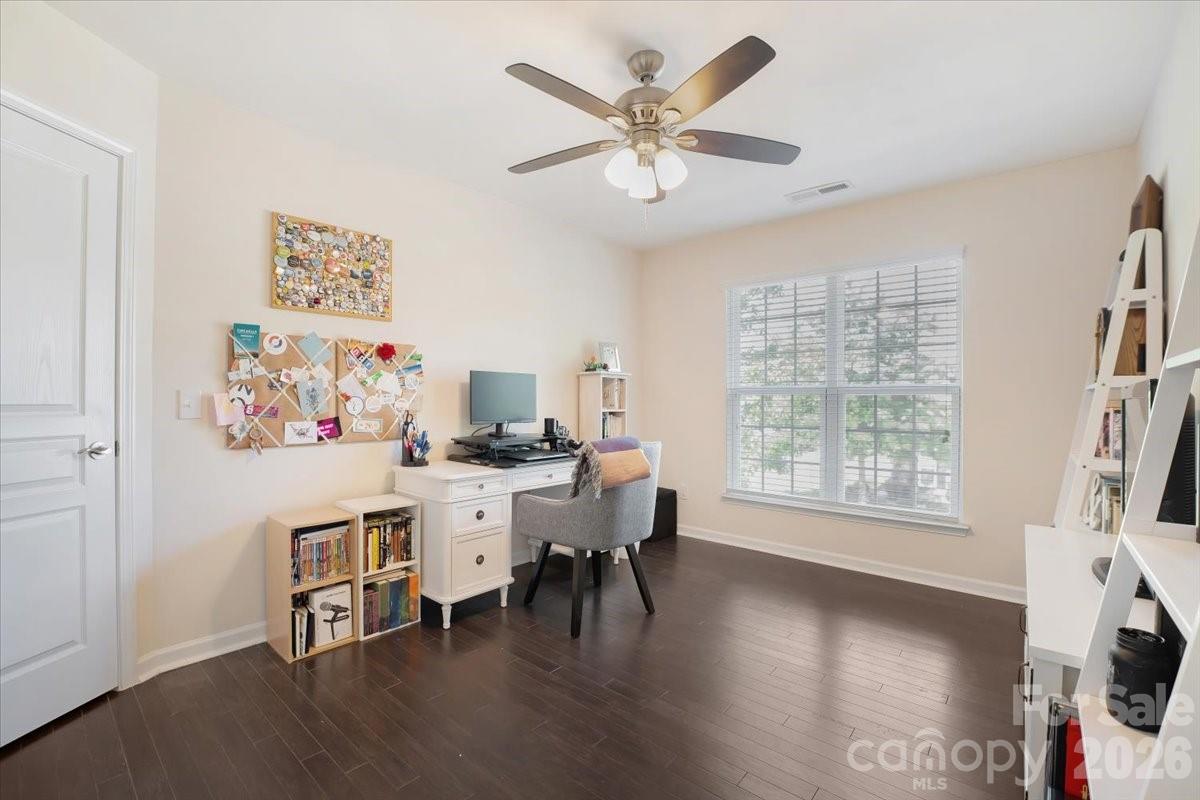 5122 Mount Clare Lane — Charlotte