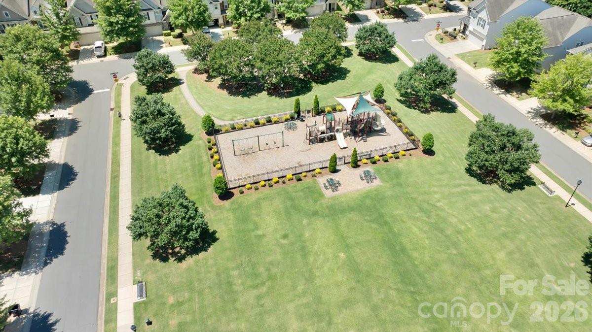 5122 Mount Clare Lane — Charlotte