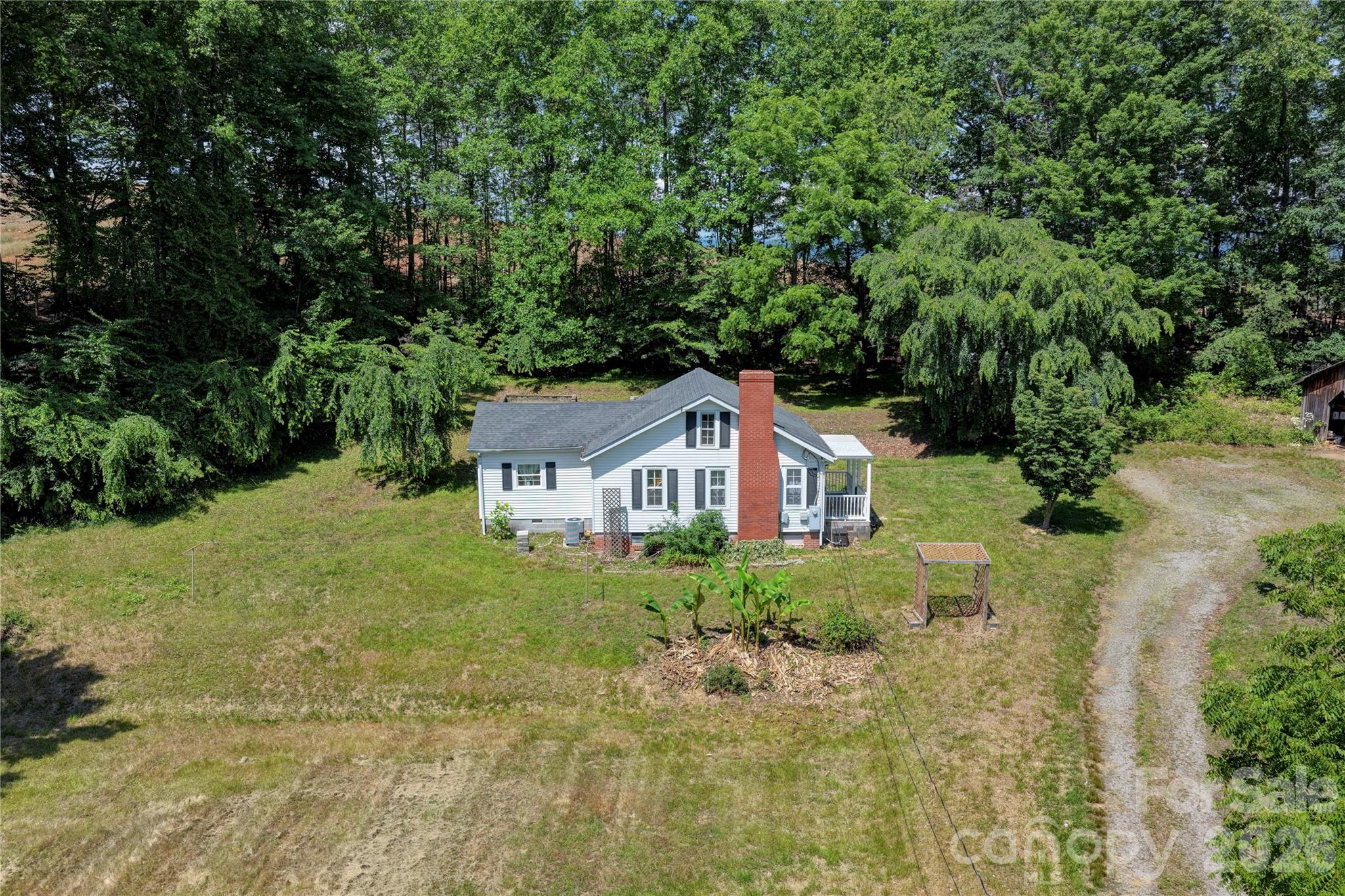 7049 Austin Little Mountain Road — Elkin