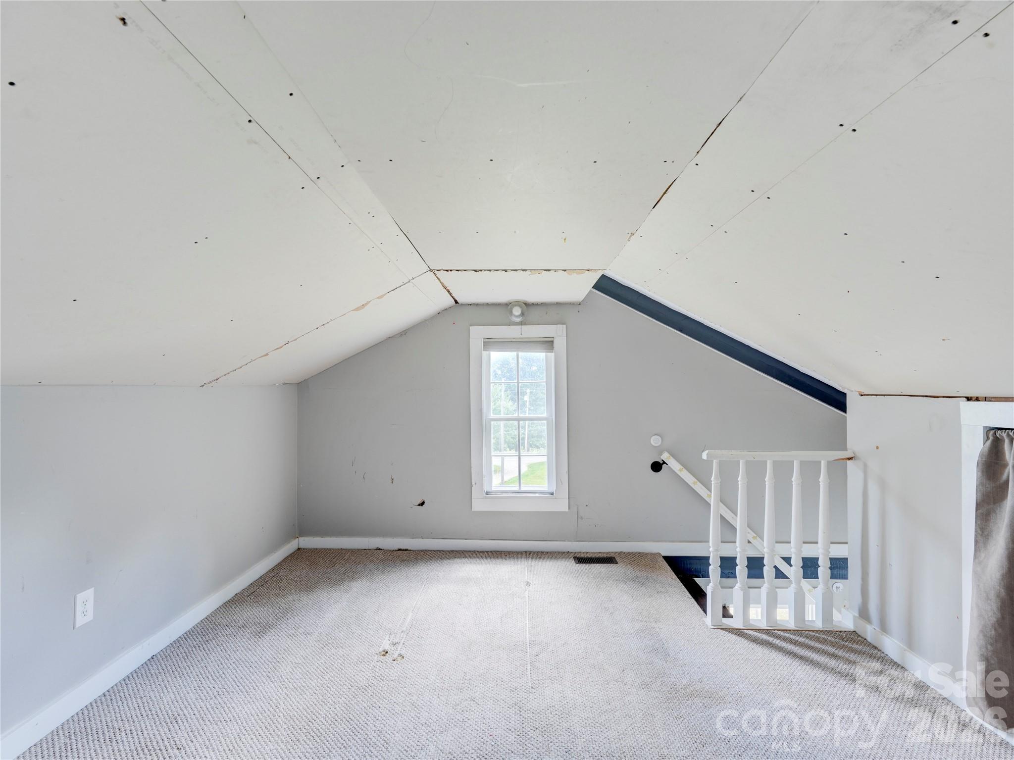 7049 Austin Little Mountain Road — Elkin