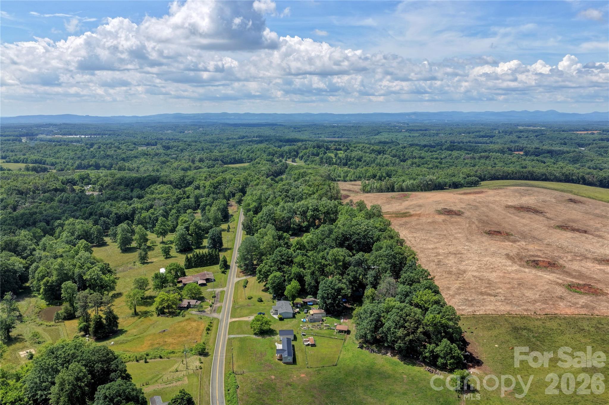 7049 Austin Little Mountain Road — Elkin