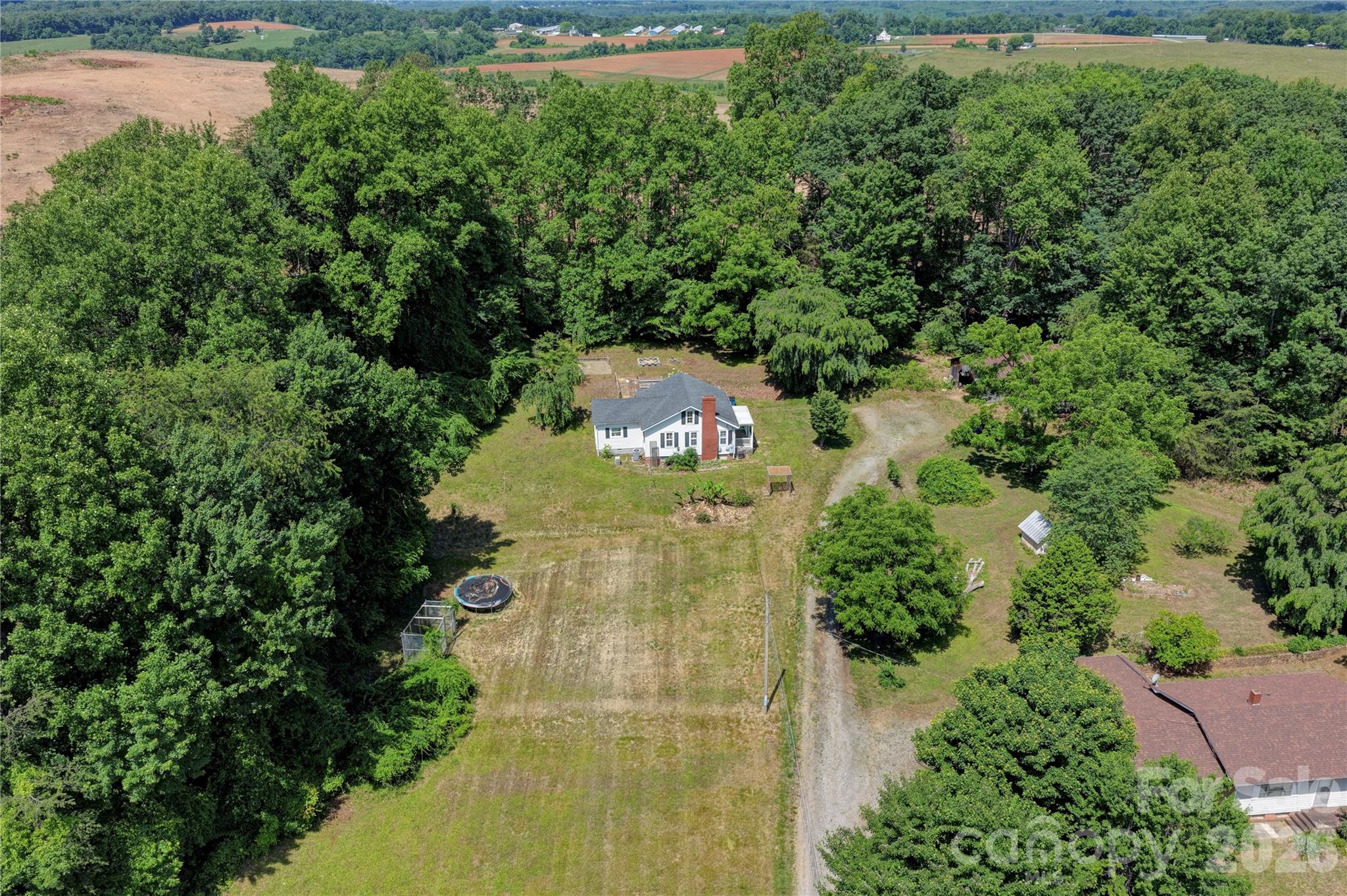 7049 Austin Little Mountain Road — Elkin