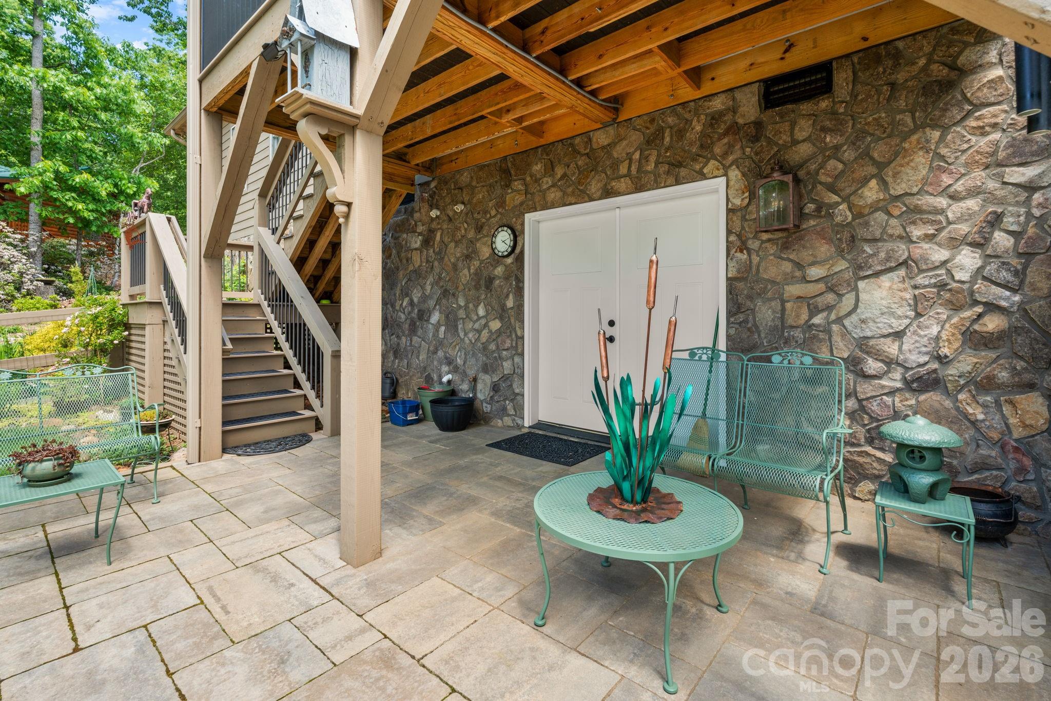 142 Highland Cove — West Jefferson